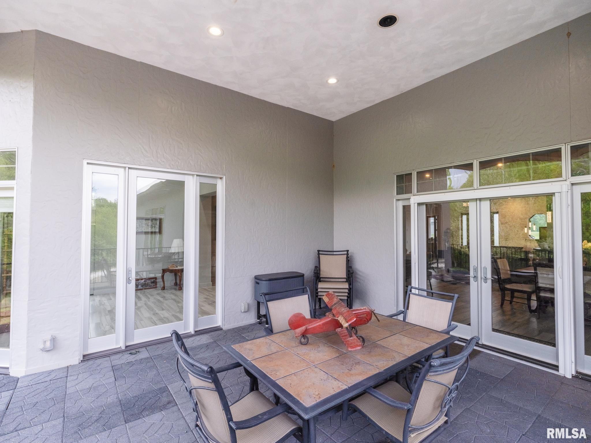 6009 W SUNFLOWER Drive