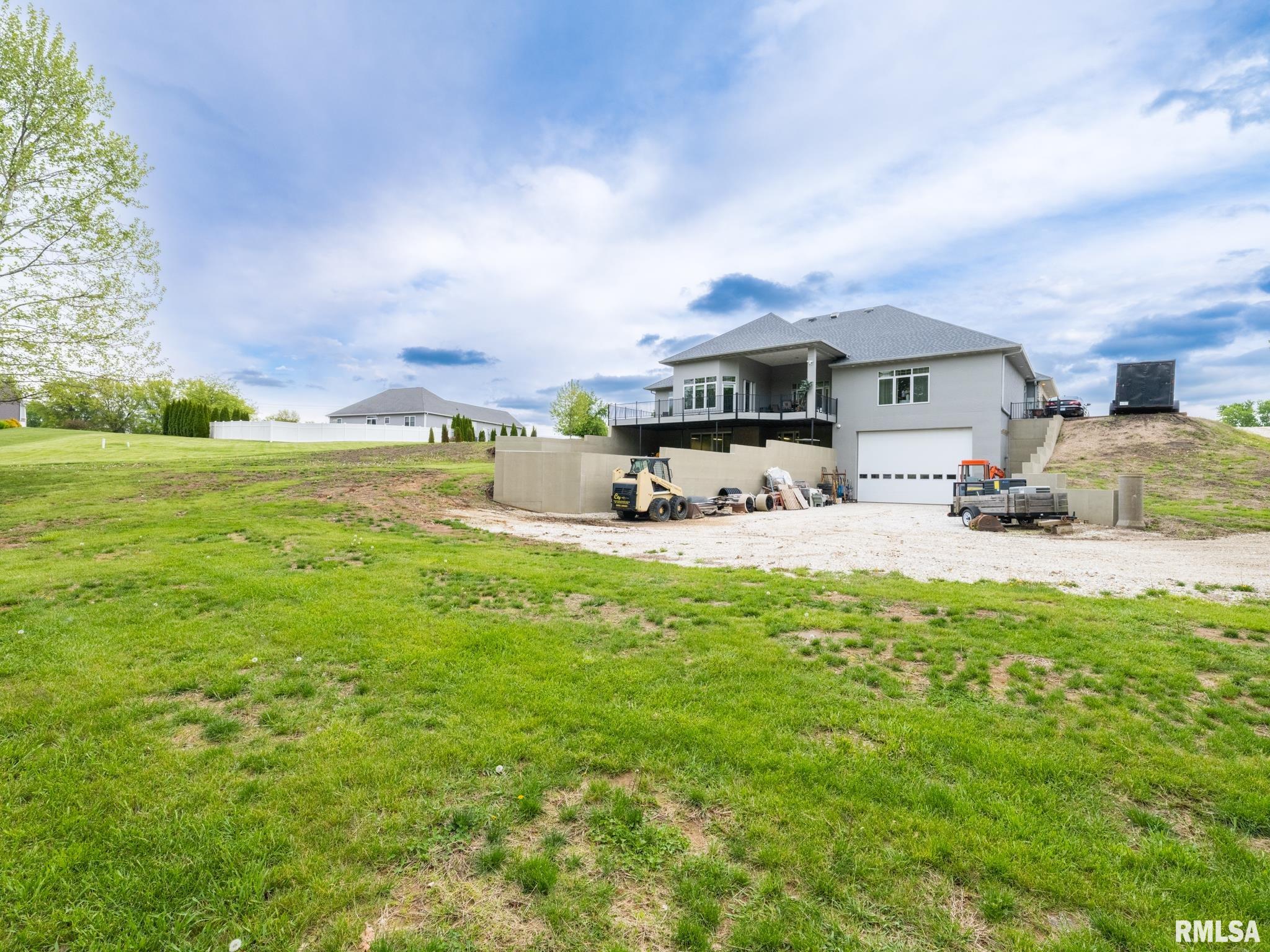 6009 W SUNFLOWER Drive