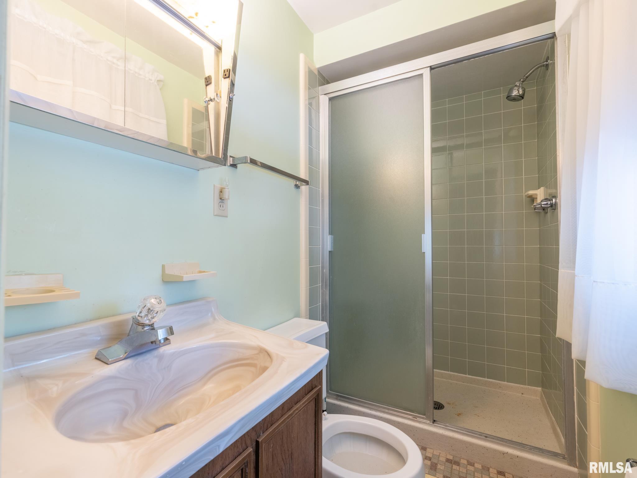 3026 W GREENBRIER Lane