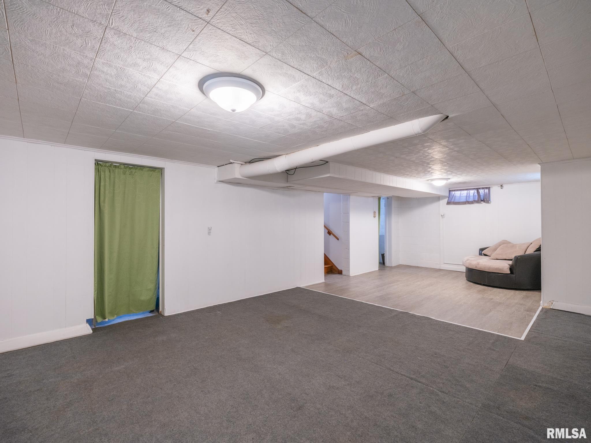 106 W FAST Avenue