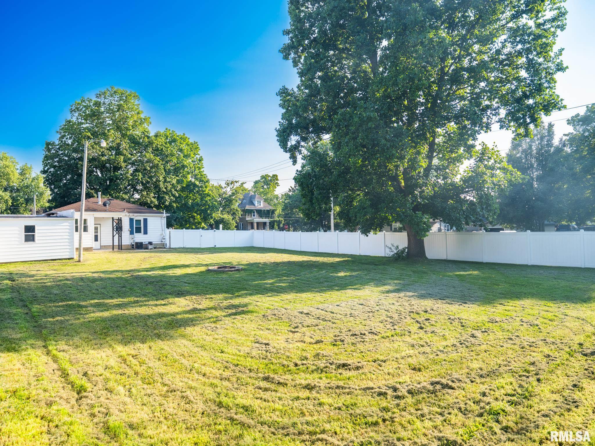 106 W FAST Avenue