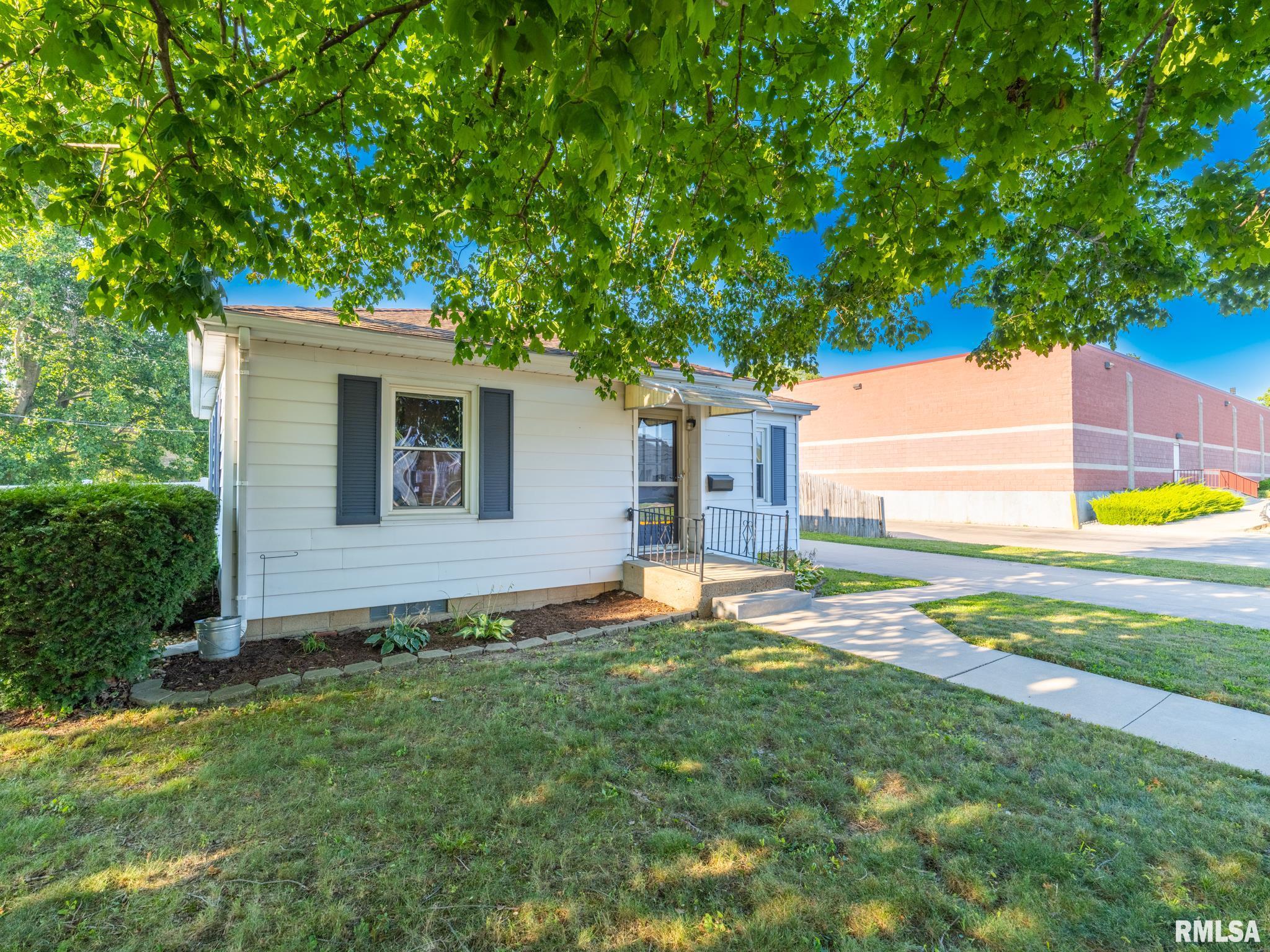 106 W FAST Avenue