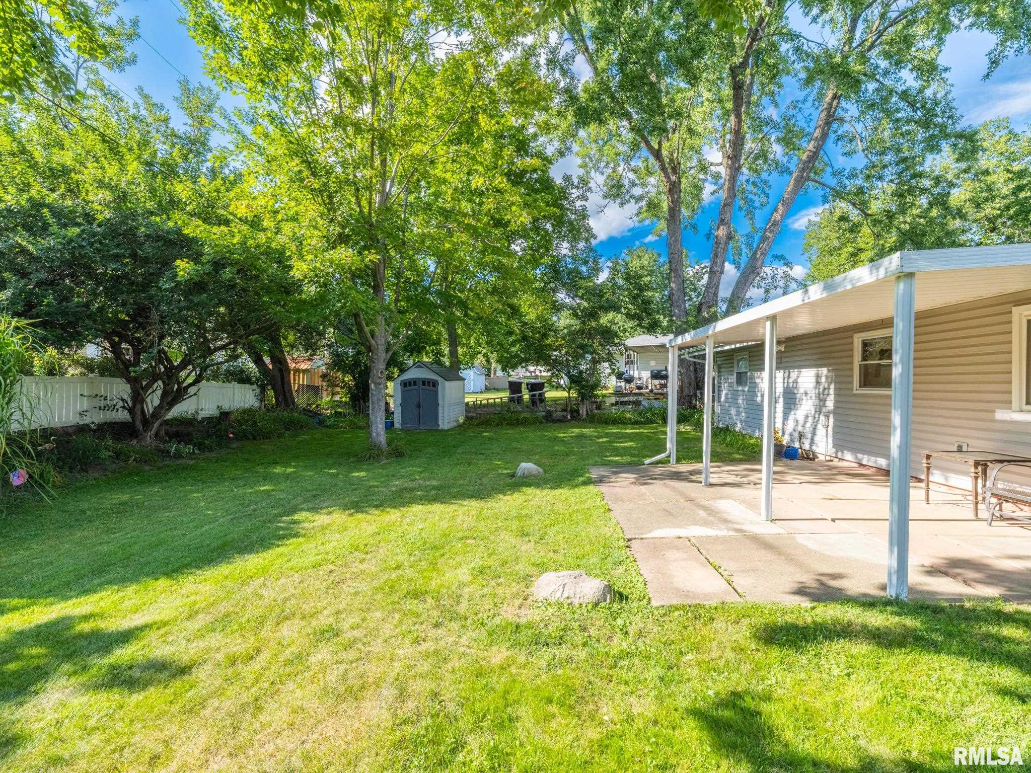 5615 N MAR VISTA Drive