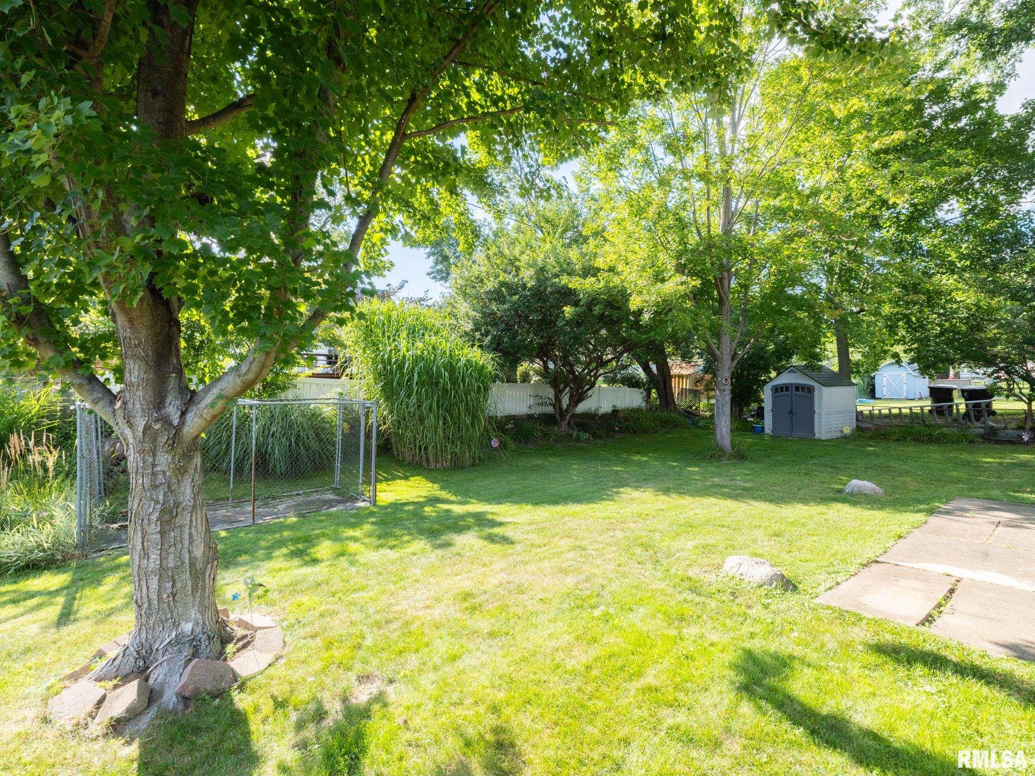 5615 N MAR VISTA Drive