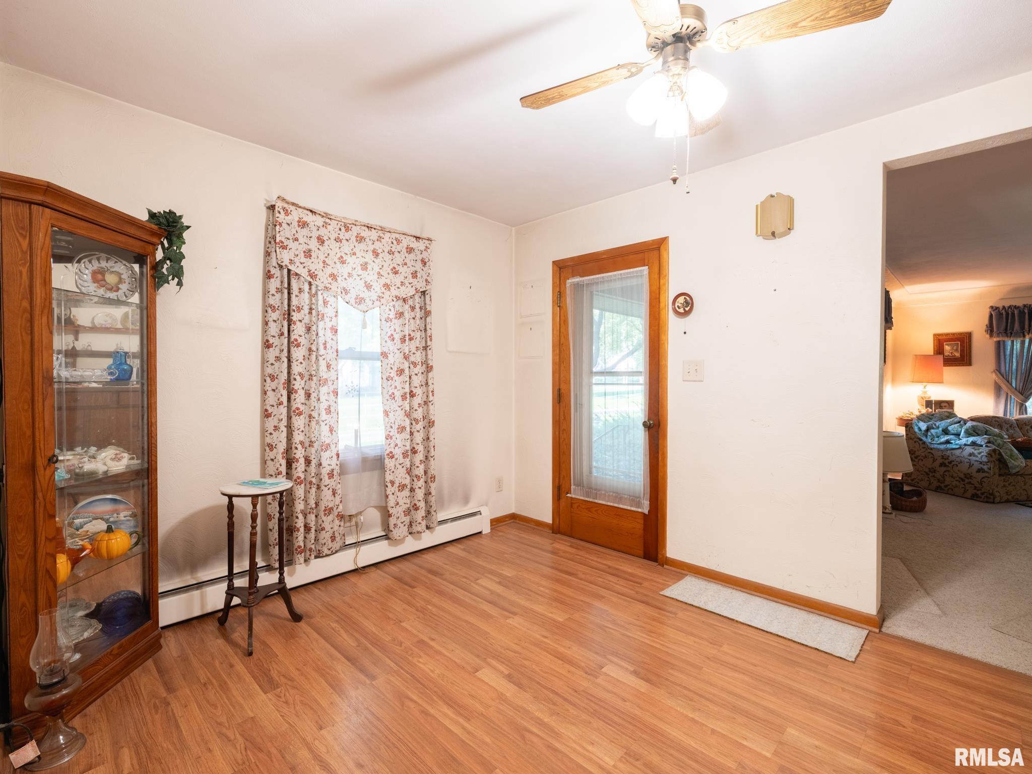 304 DAVIS Court