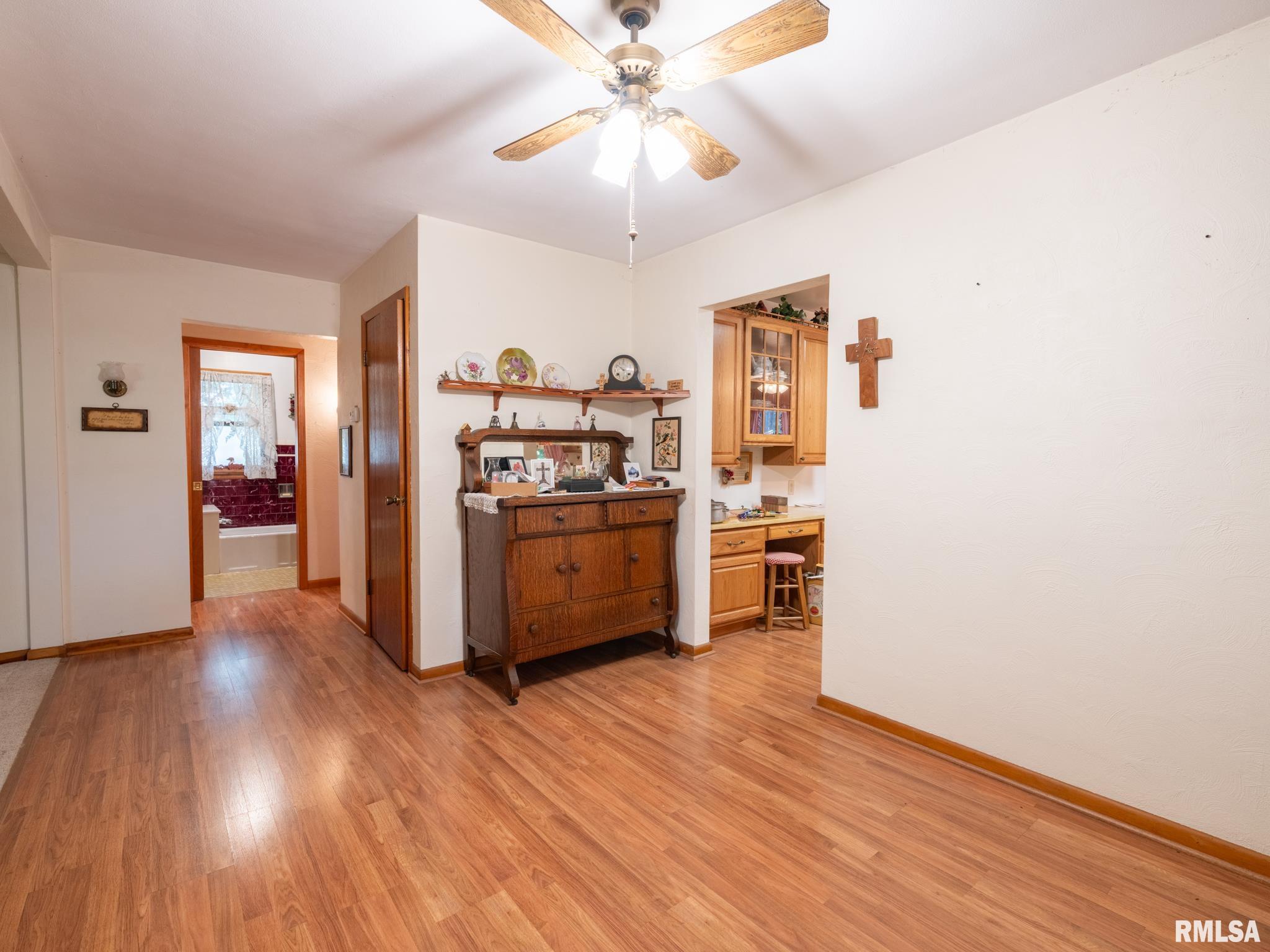 304 DAVIS Court