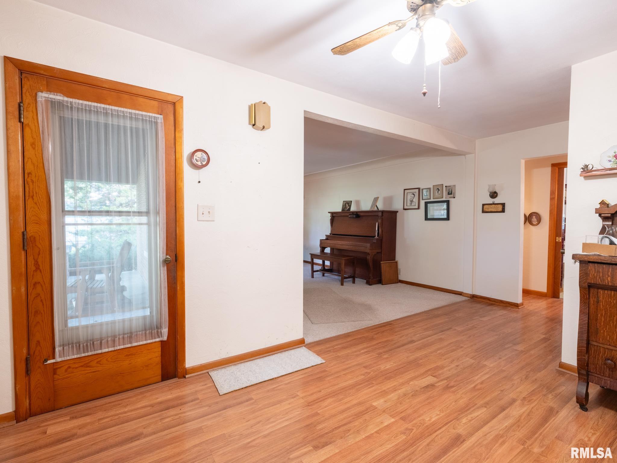 304 DAVIS Court