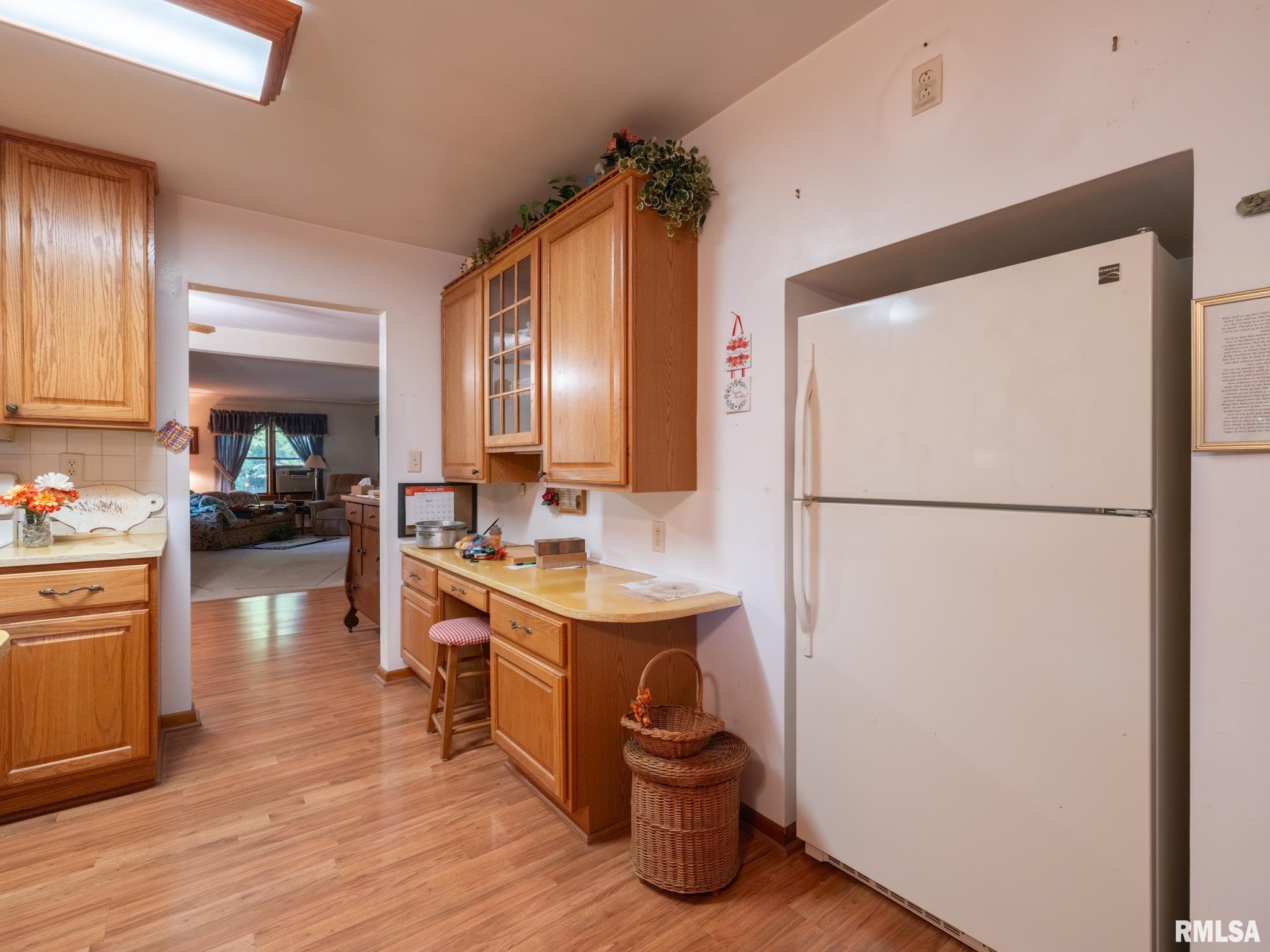 304 DAVIS Court