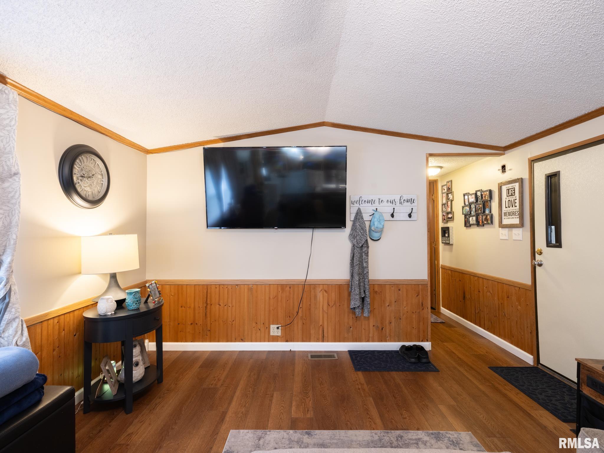 113 POPLAR Drive