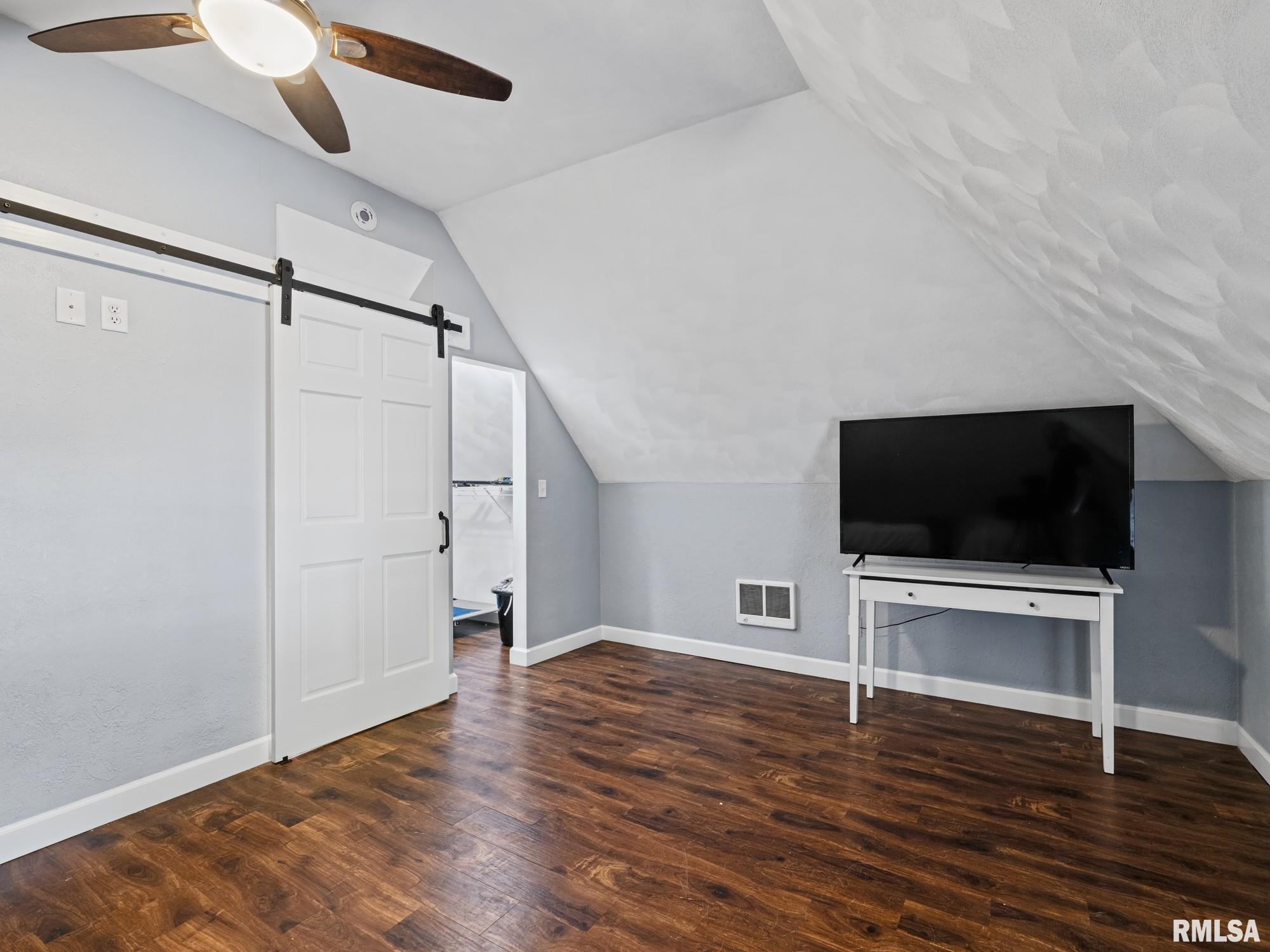 924 ANN ELIZA Street