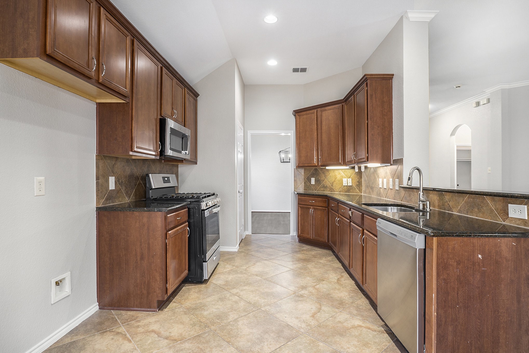 8640 Thistle Ridge Terrace