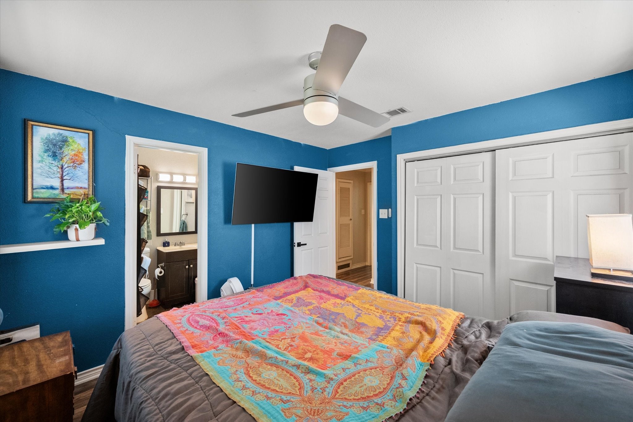 1215 Crane Drive