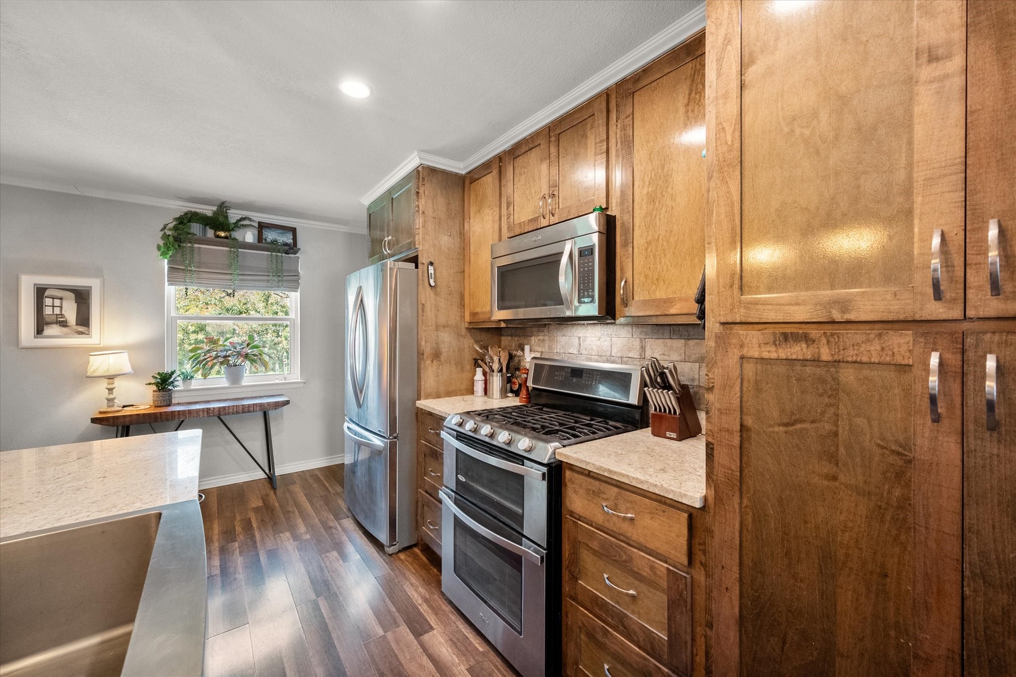 1215 Crane Drive
