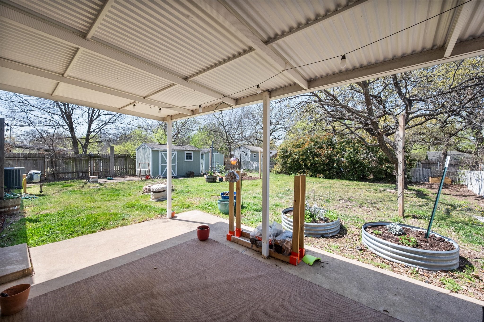 1215 Crane Drive