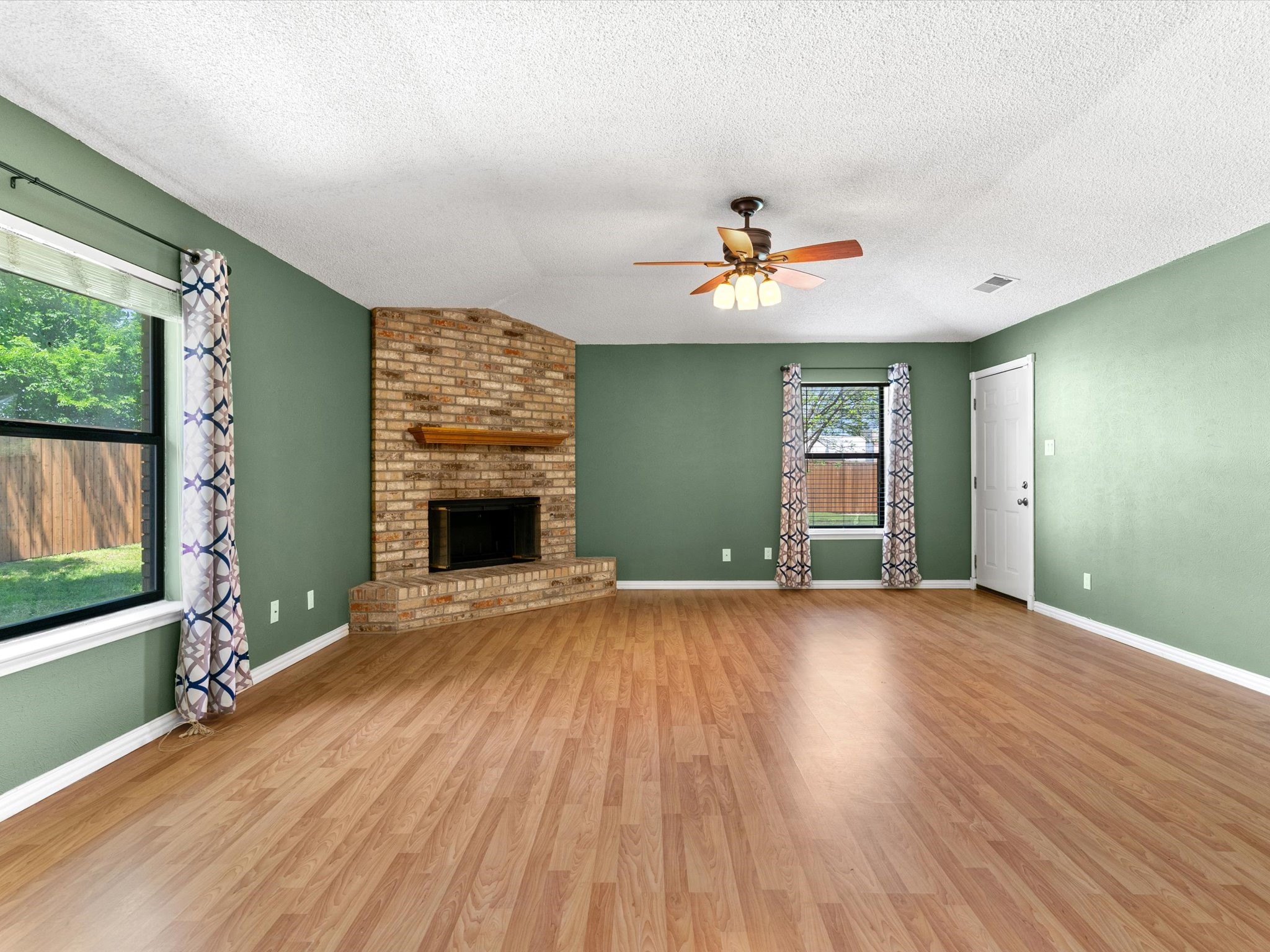 112 W Cedar Street