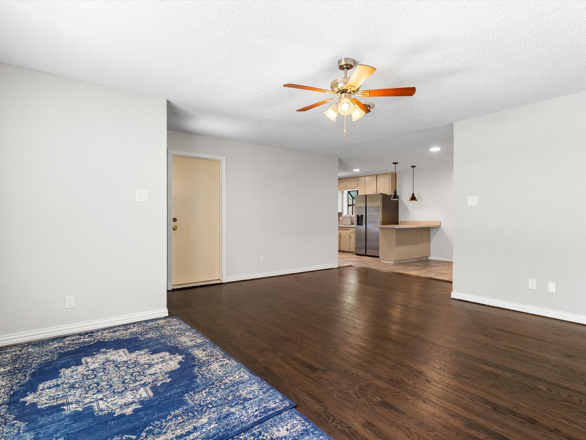 112 W Cedar Street