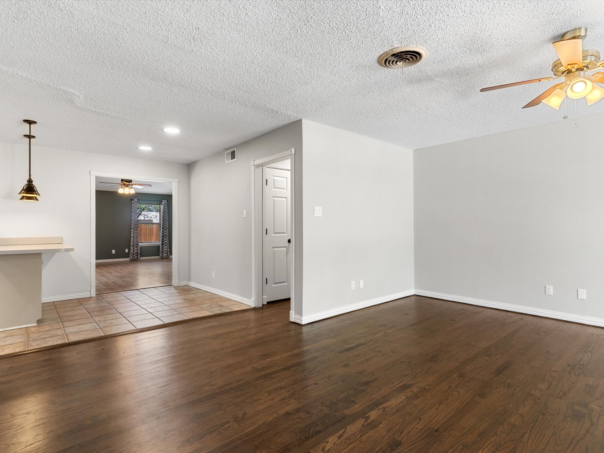 112 W Cedar Street