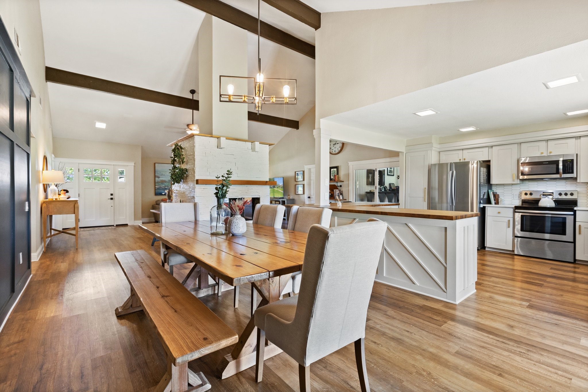 1516 Inverness Road