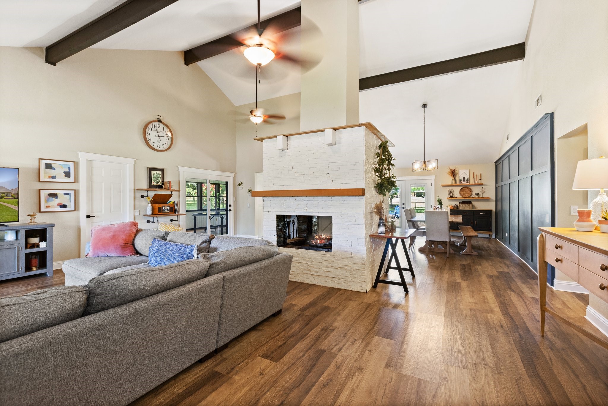 1516 Inverness Road