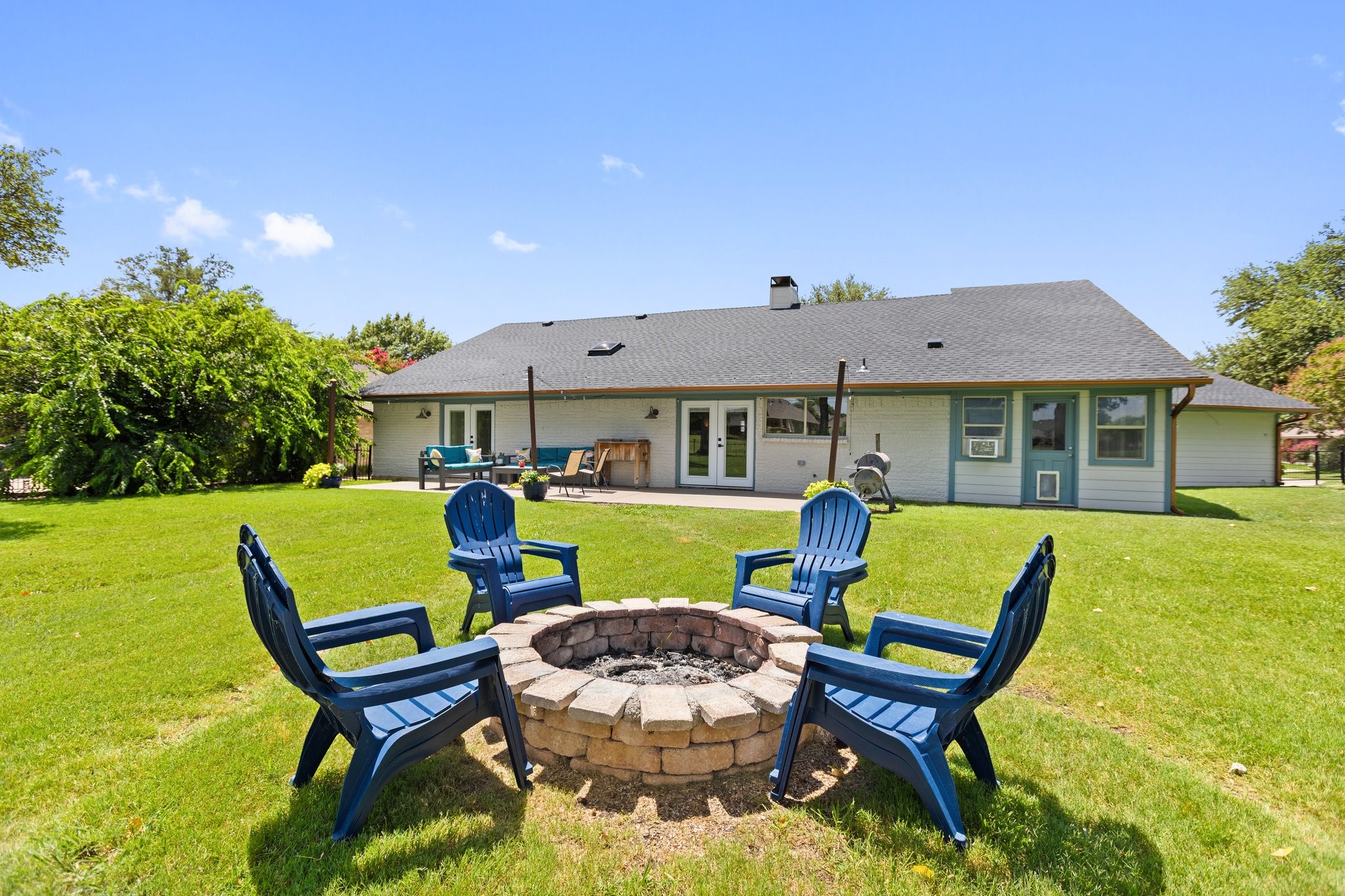 1516 Inverness Road