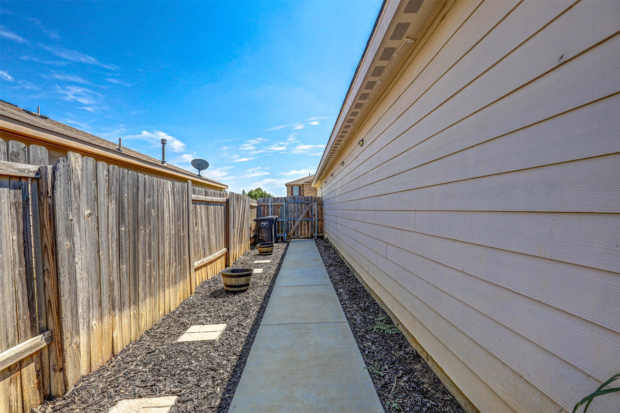 736 LazyCrest Drive