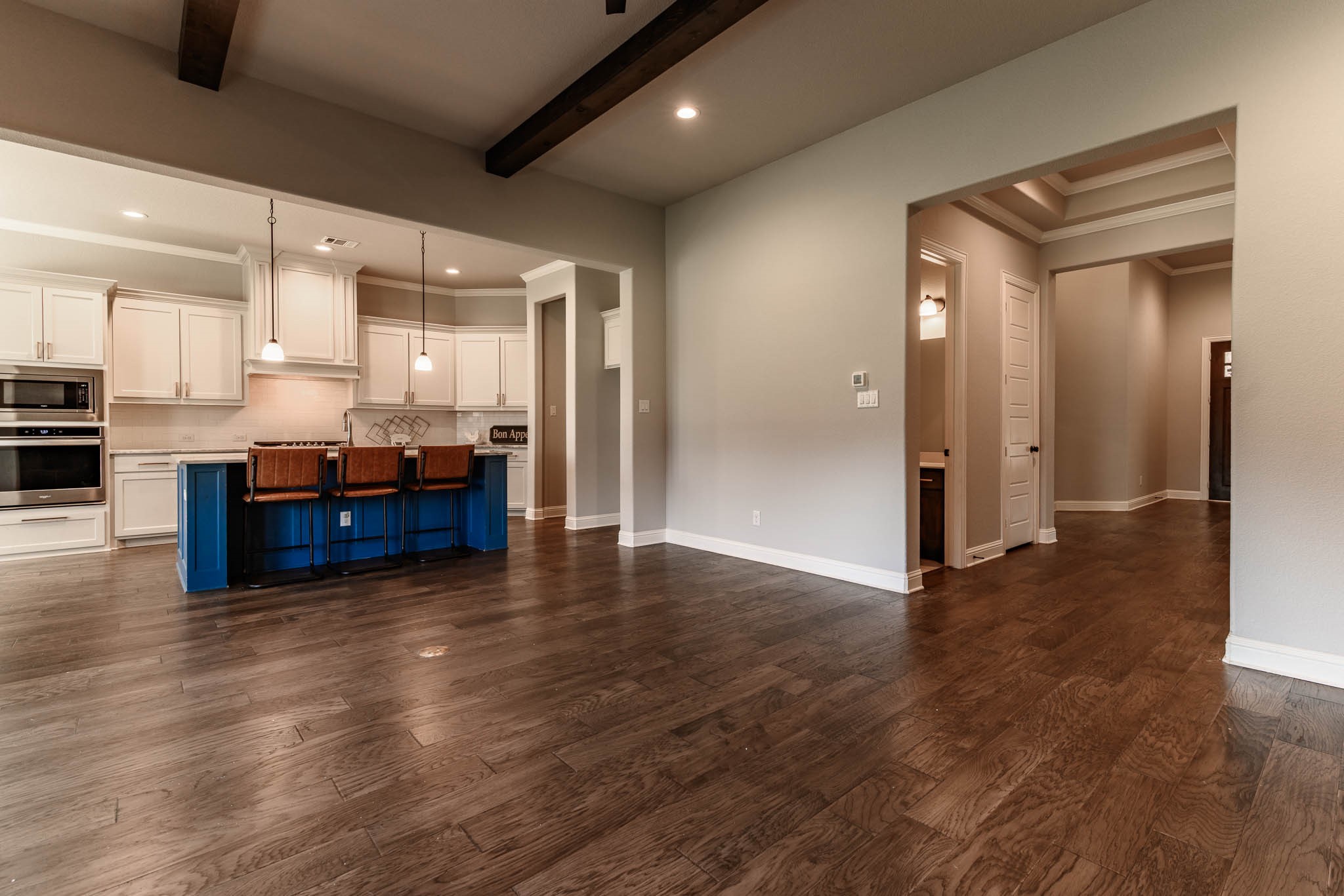 7407 Vicari Drive