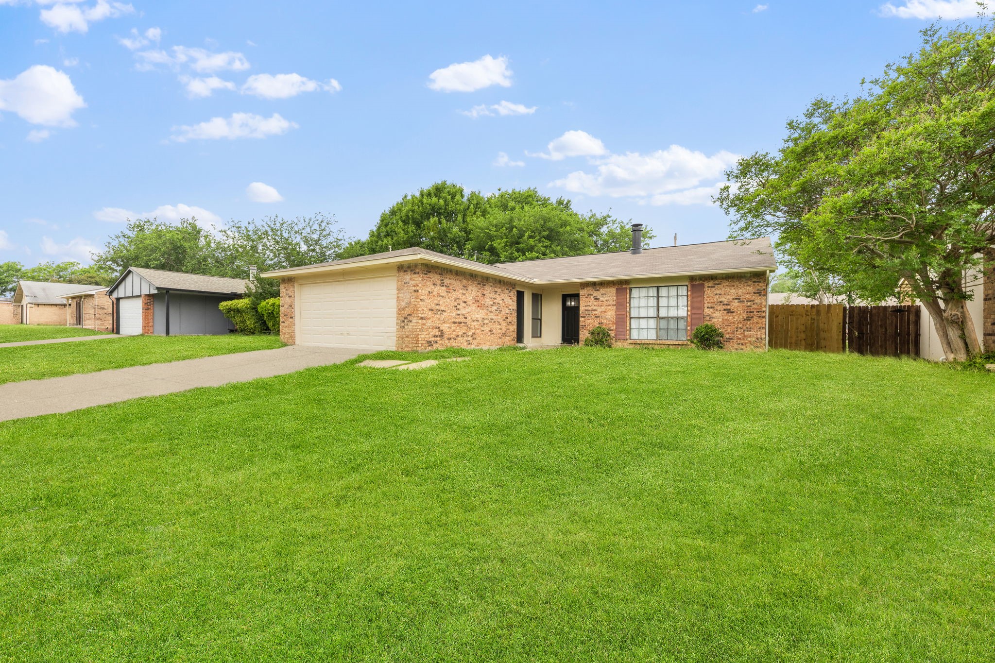809 Levelland Drive