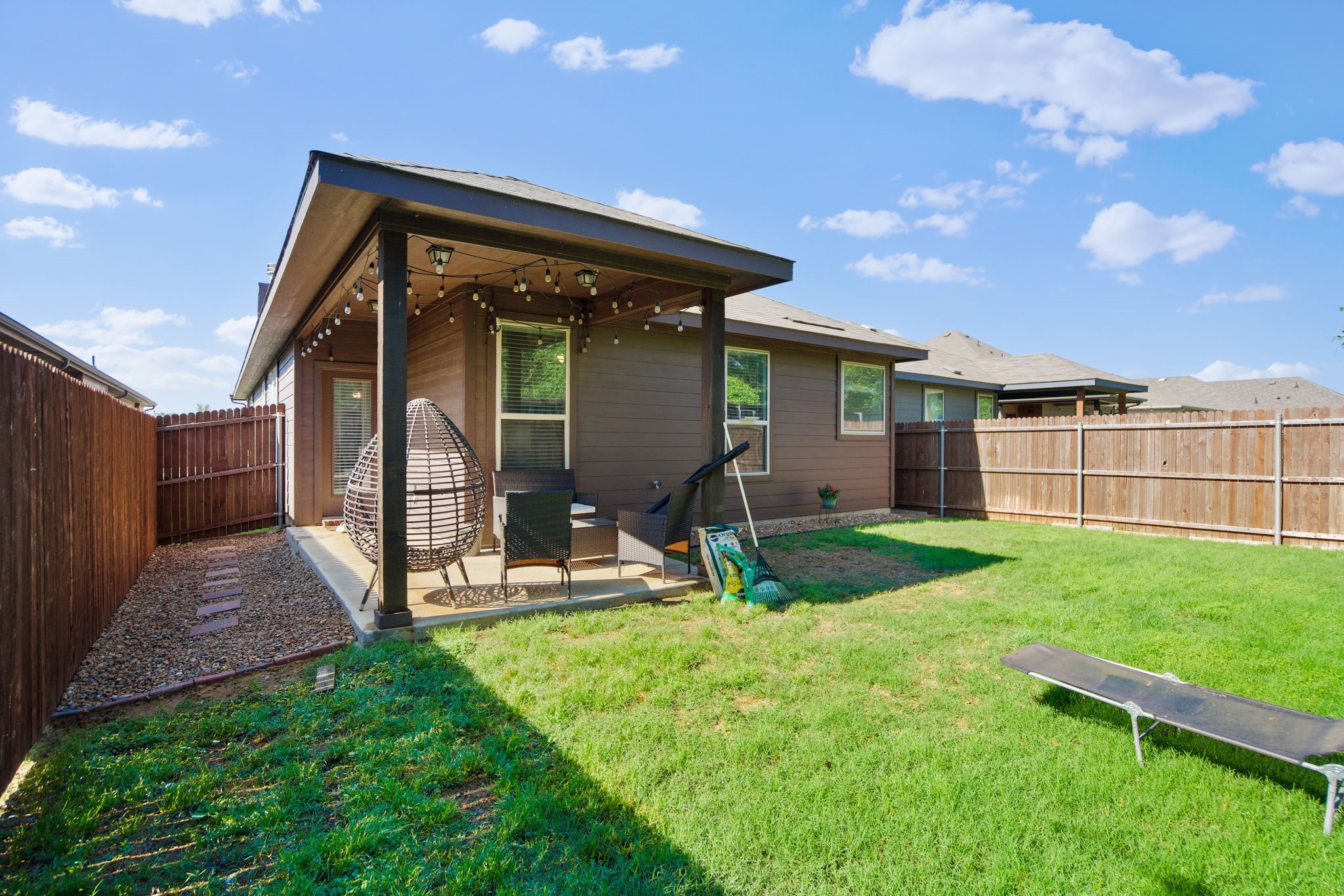 589 Concho Street