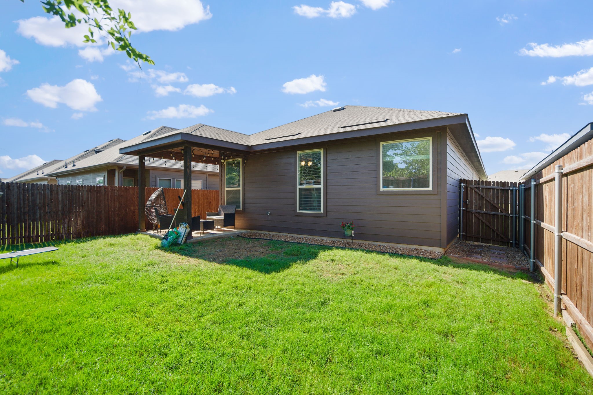 589 Concho Street