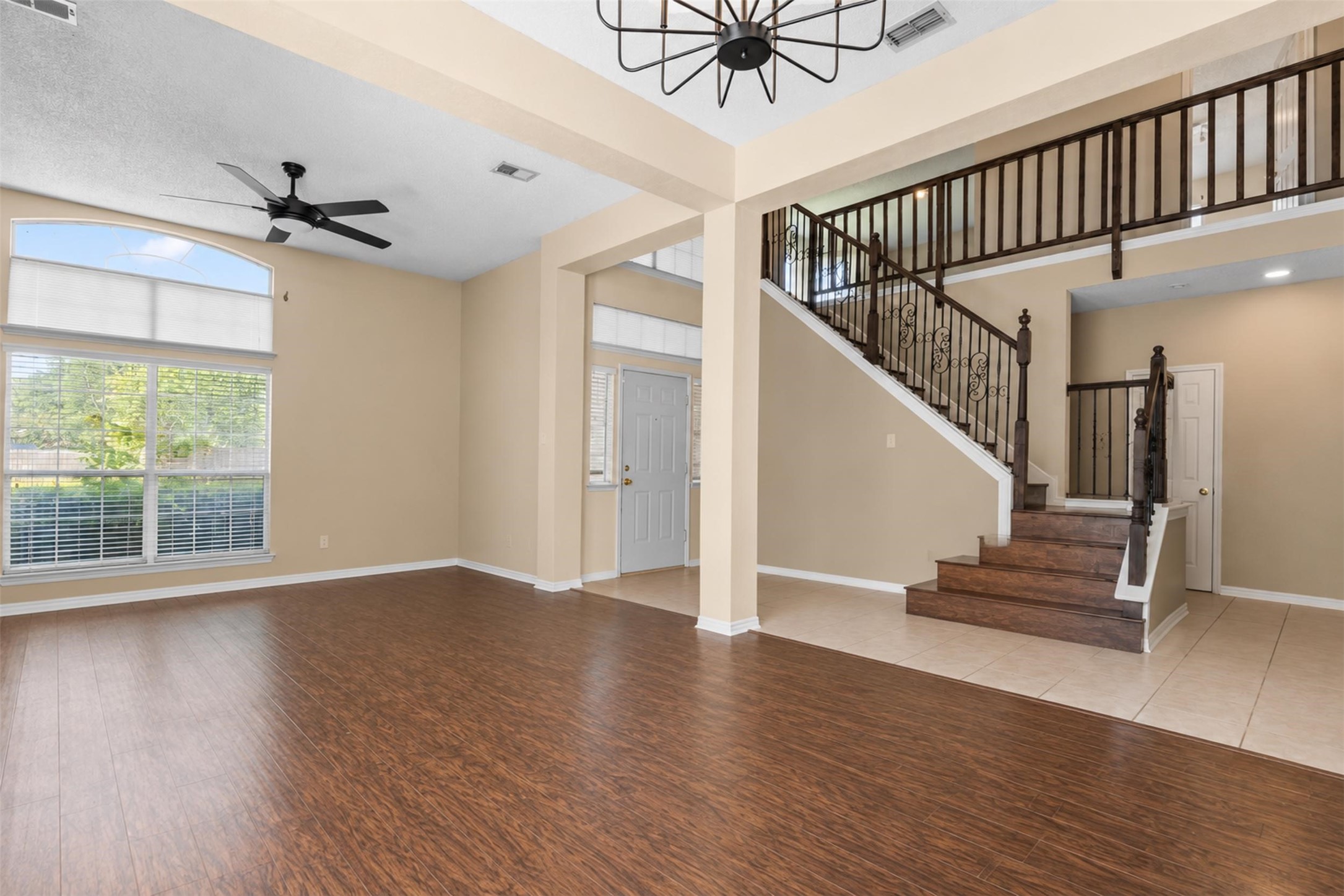 1128 Kensington Drive