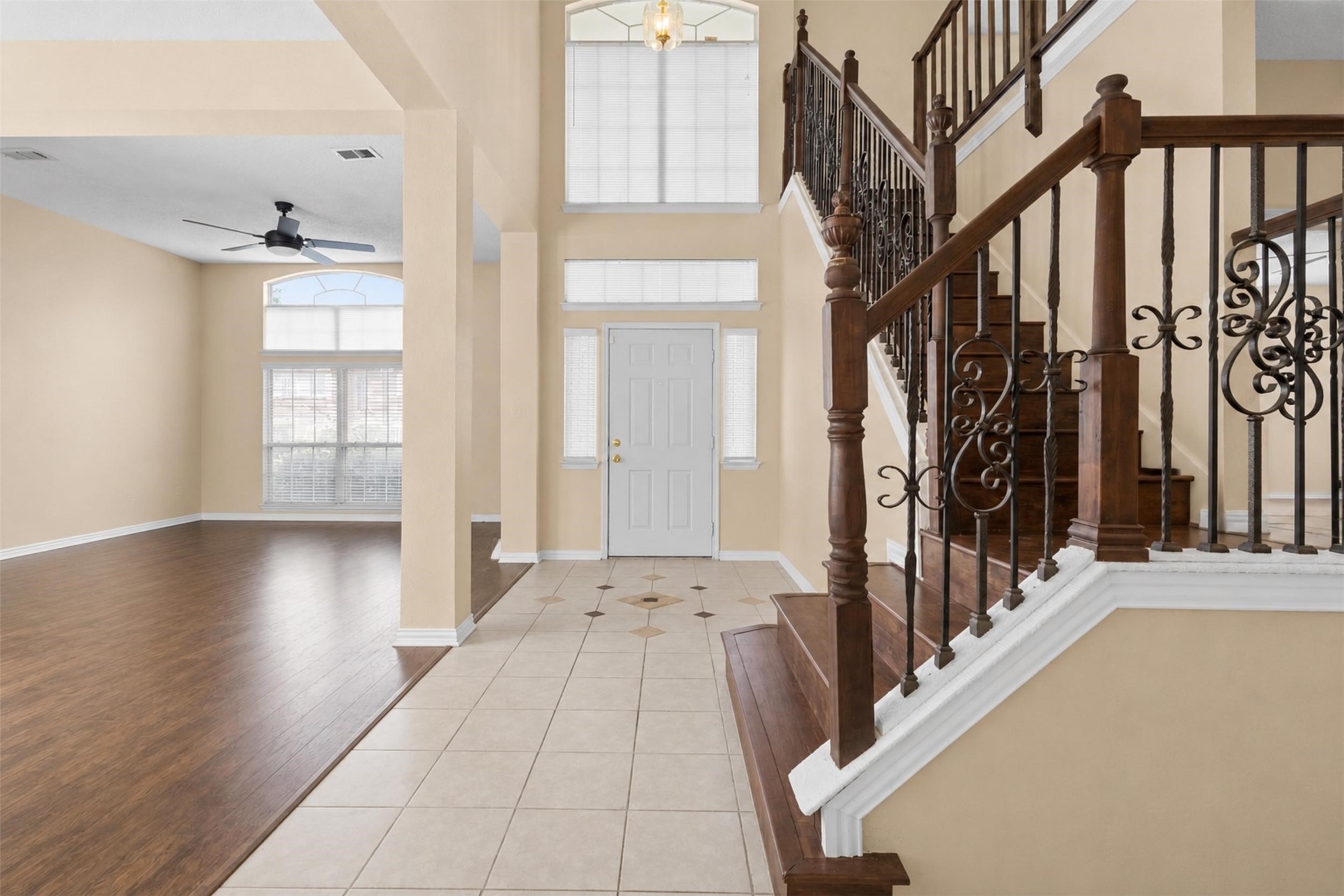 1128 Kensington Drive