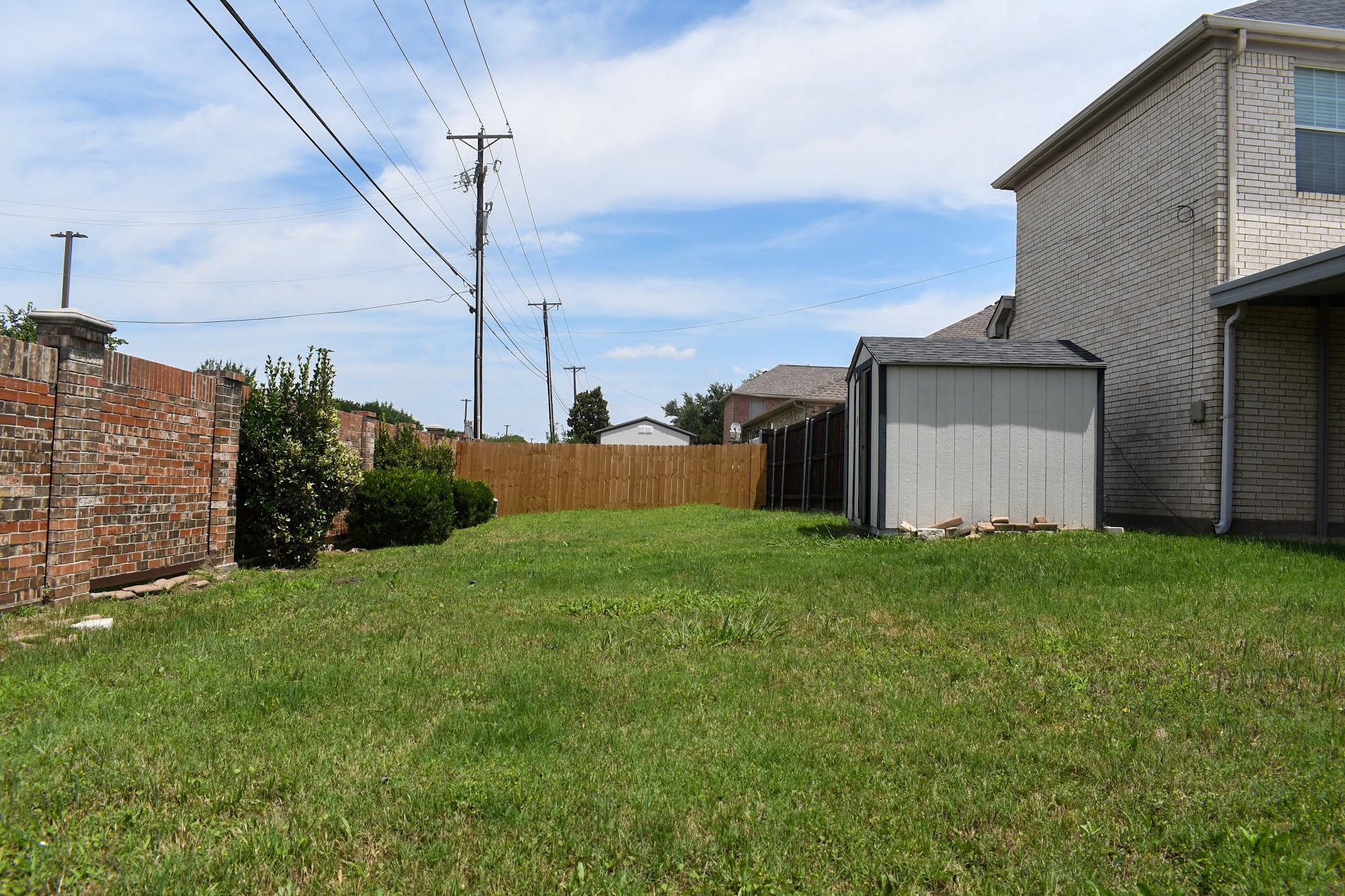 409 Royal Crest Drive
