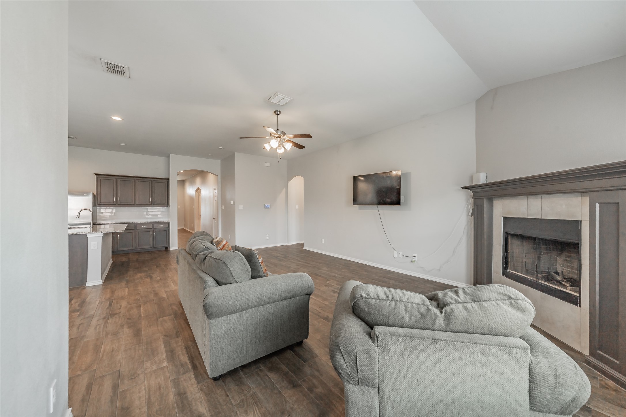 11808 Castleford Way