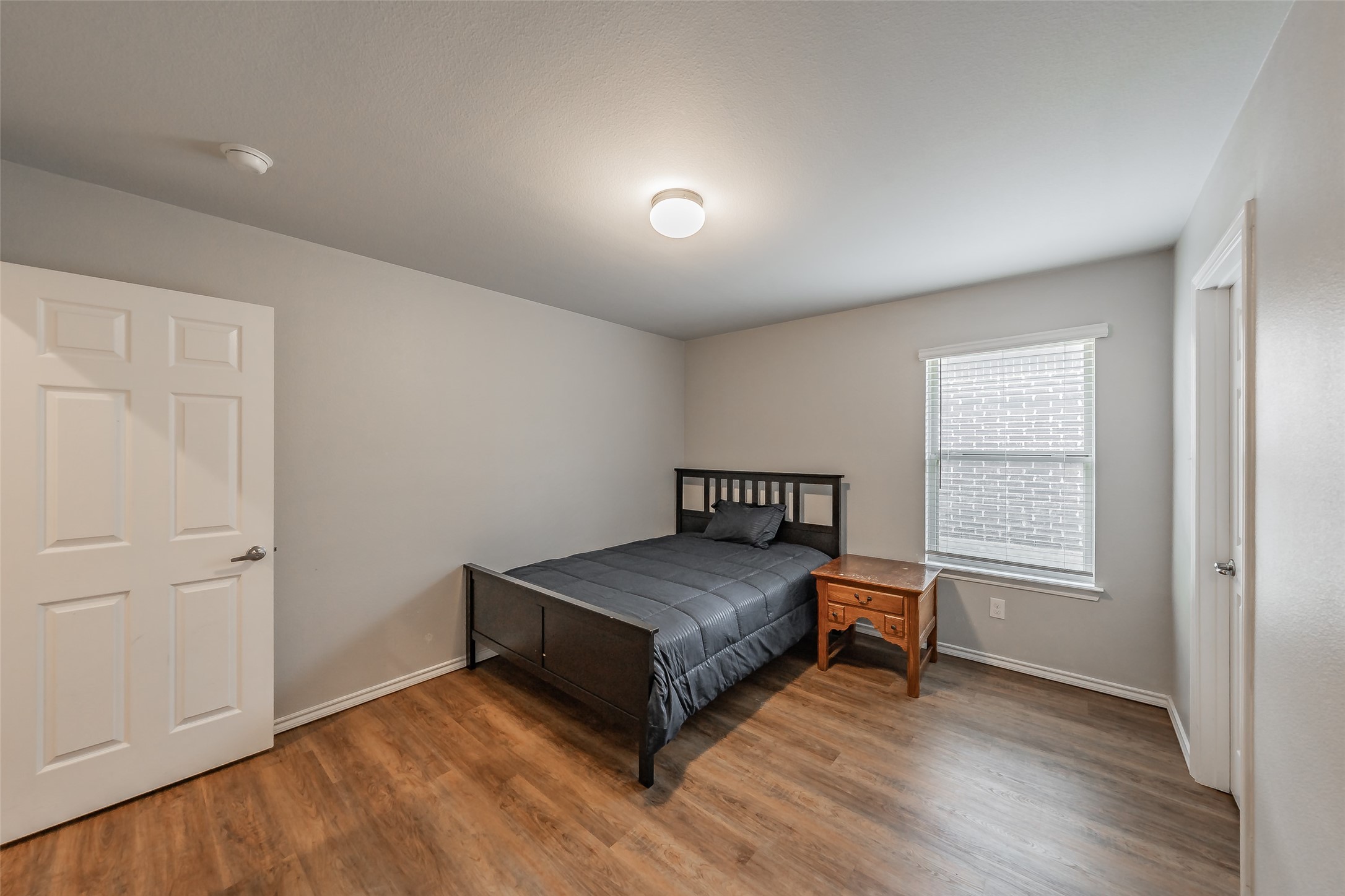 11808 Castleford Way