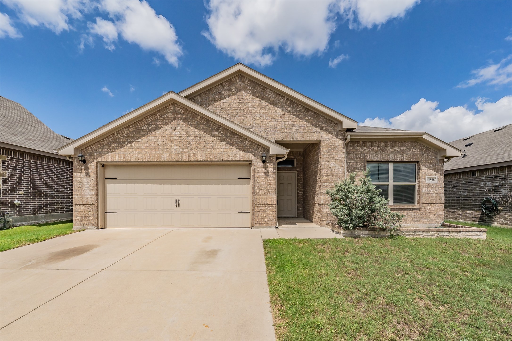 11808 Castleford Way