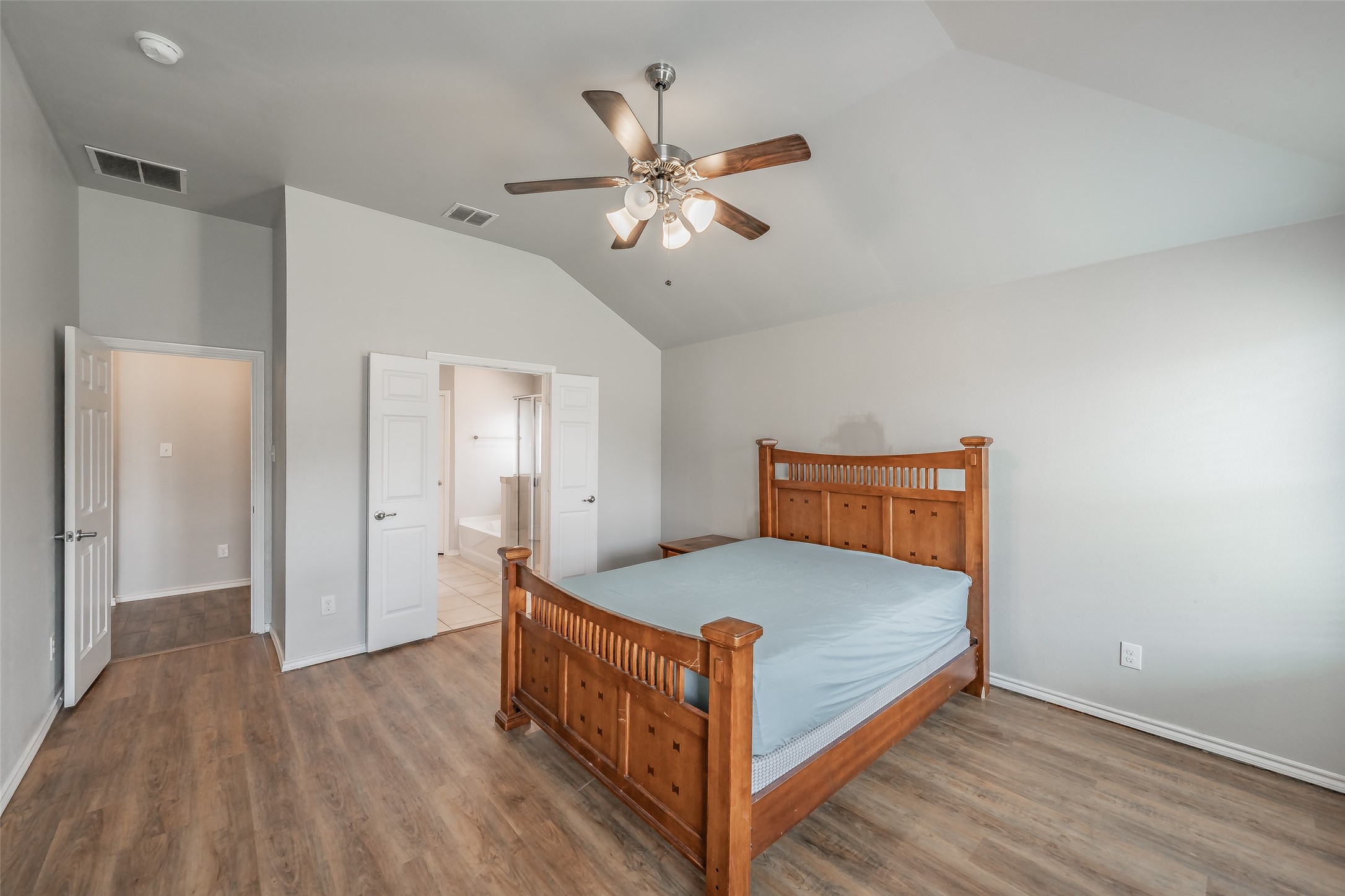 11808 Castleford Way