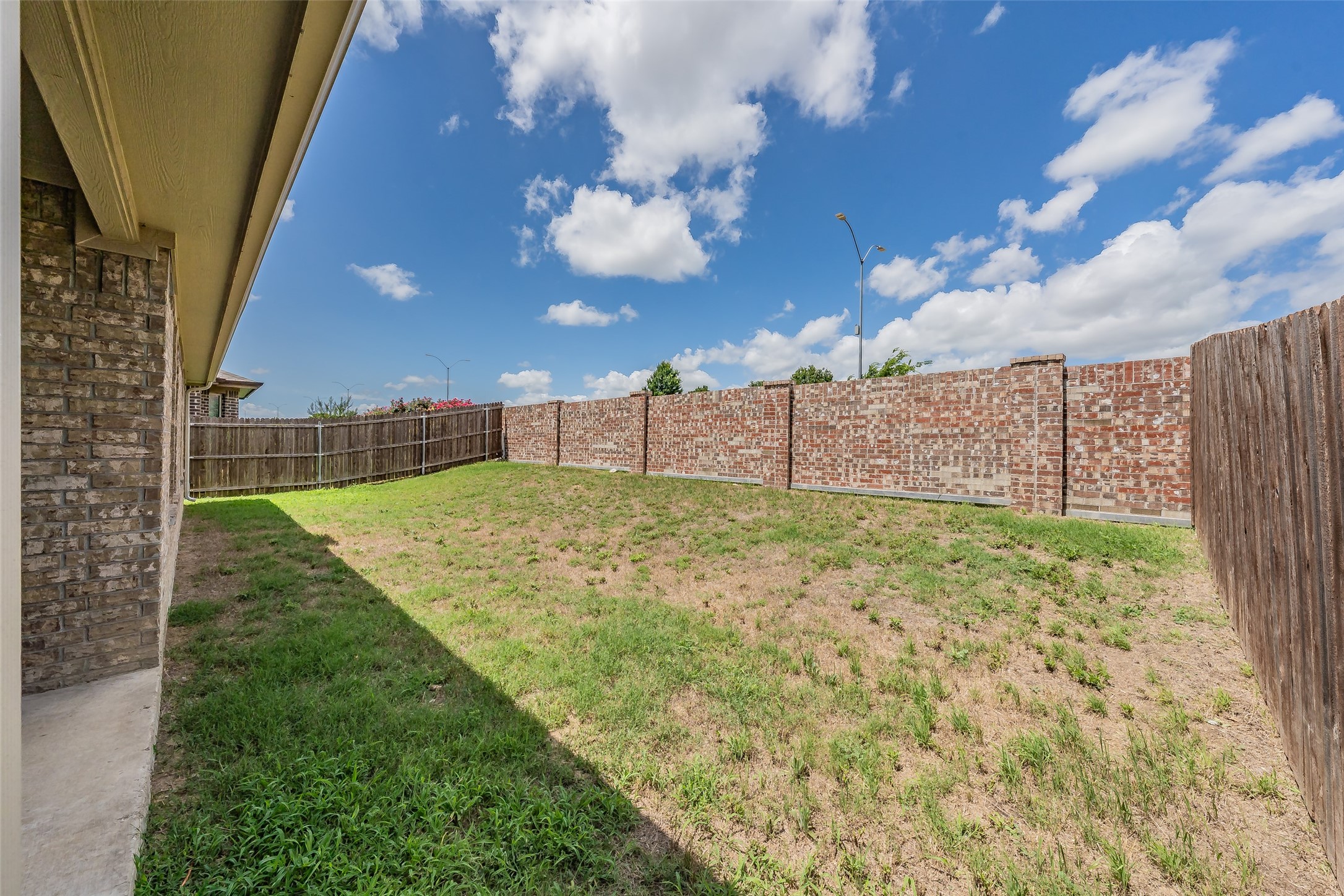 11808 Castleford Way