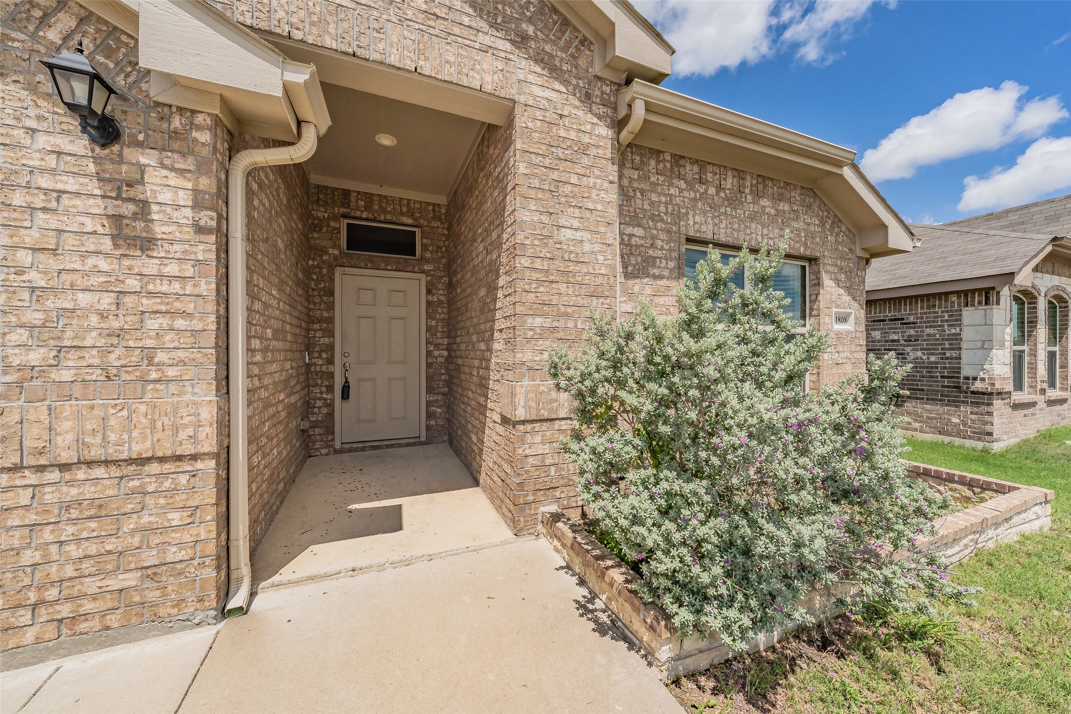 11808 Castleford Way
