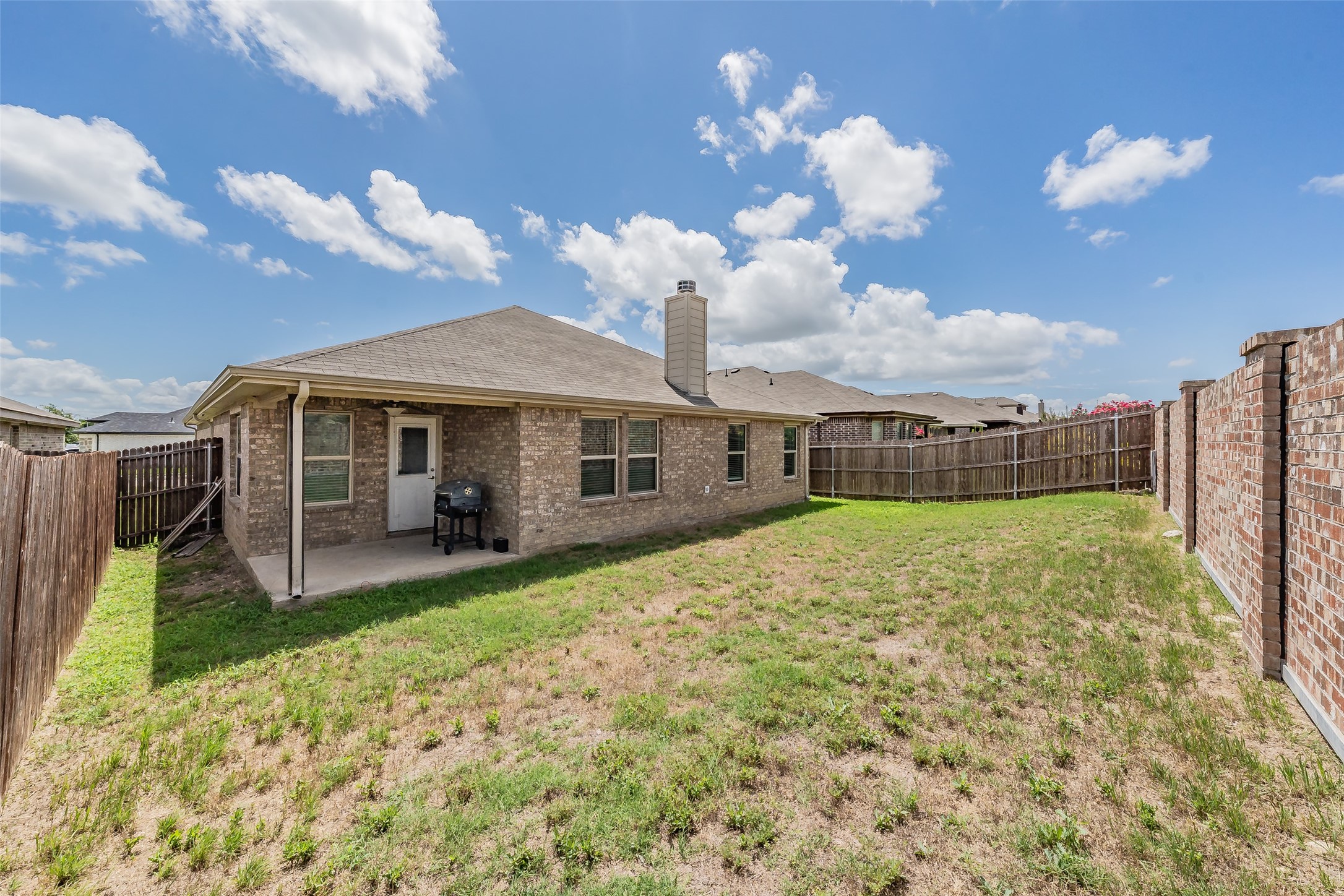 11808 Castleford Way
