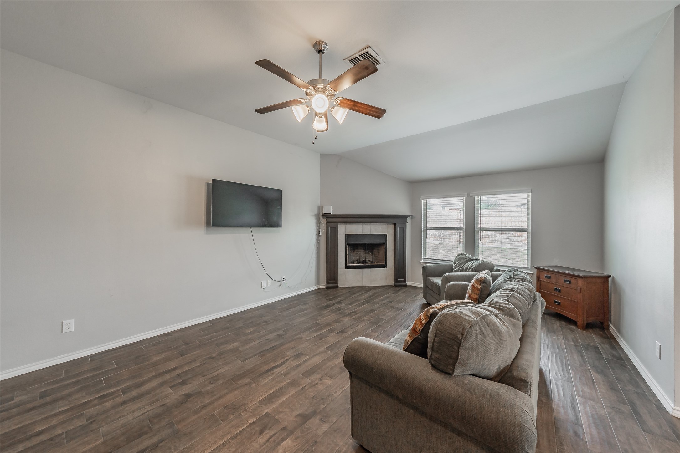 11808 Castleford Way