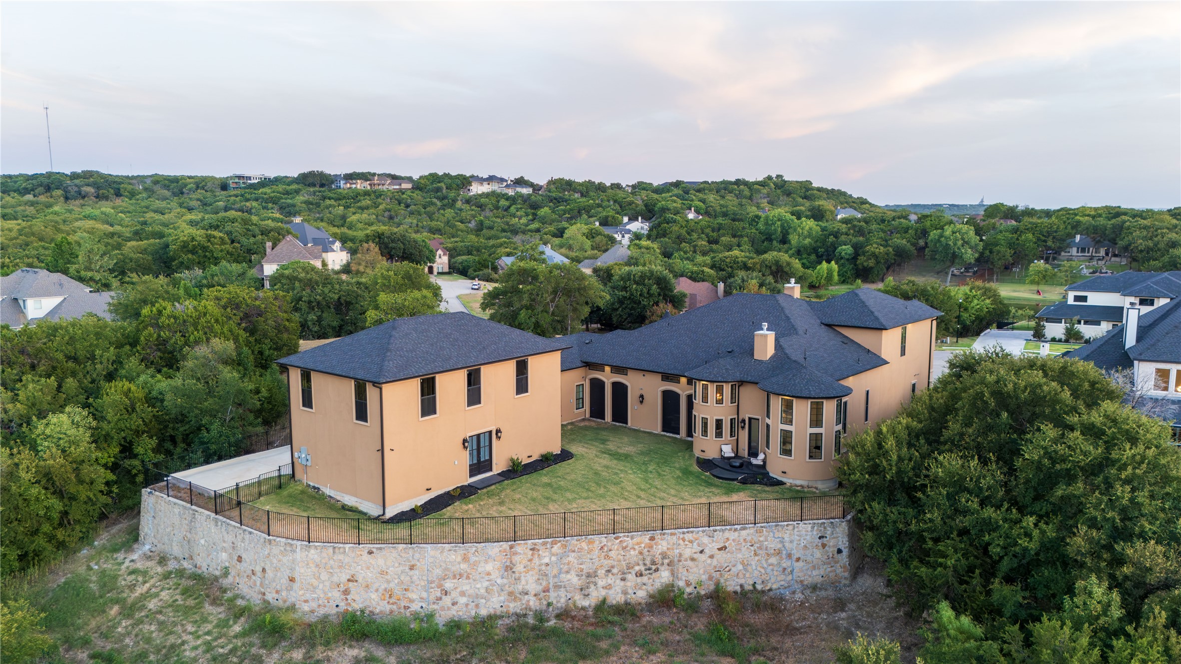 2621 Whispering Oaks Cove
