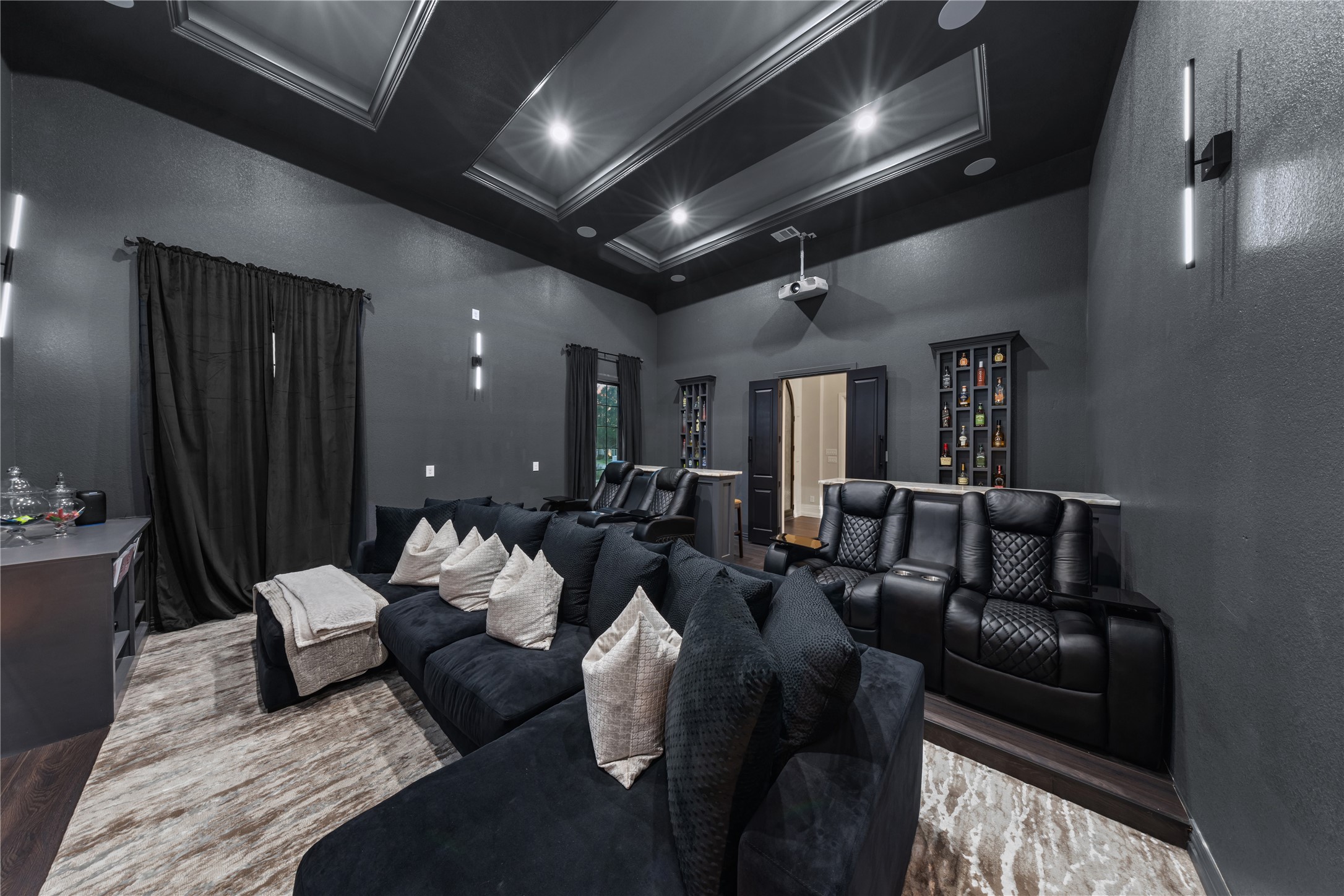 2621 Whispering Oaks Cove
