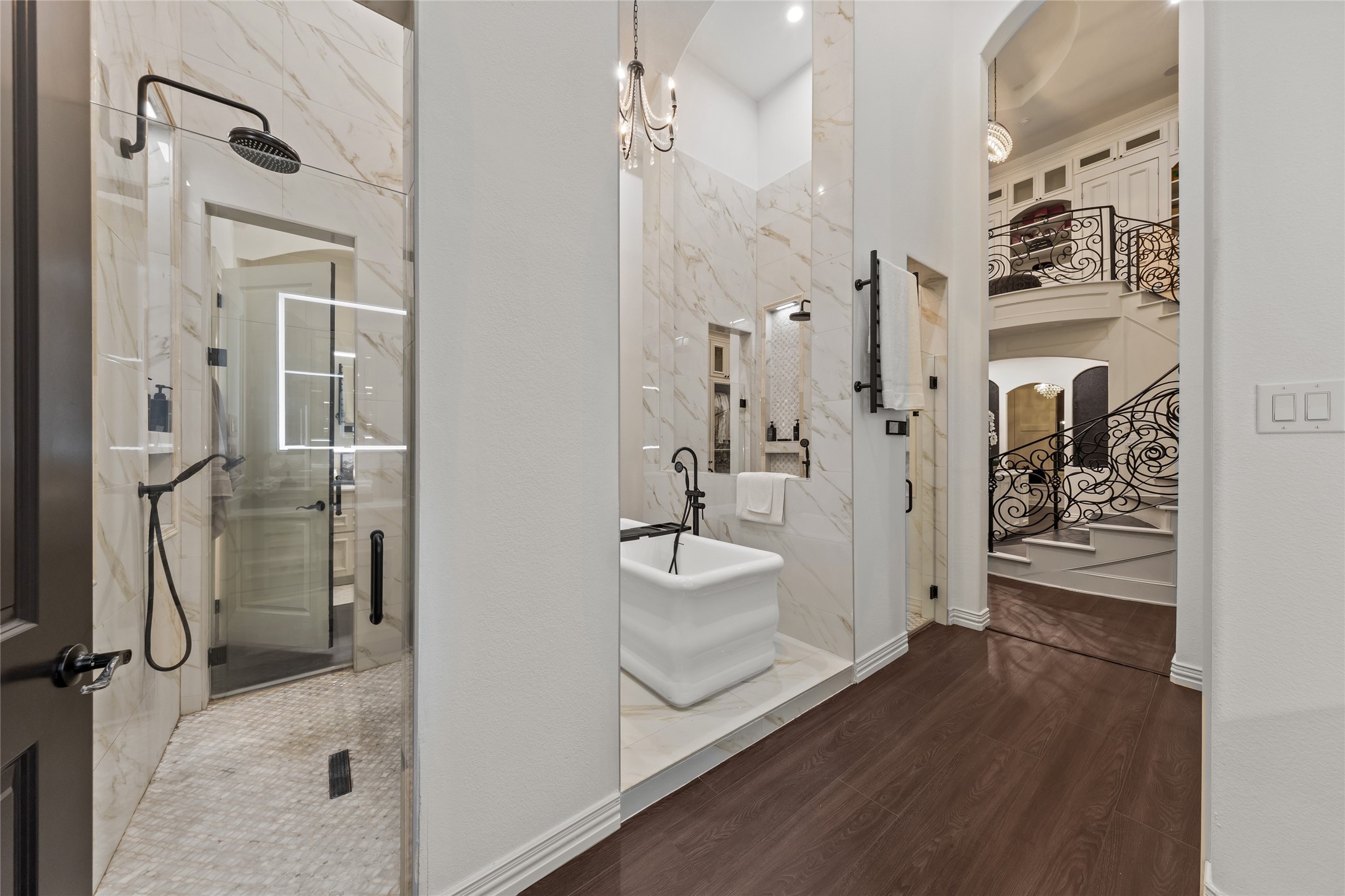 2621 Whispering Oaks Cove