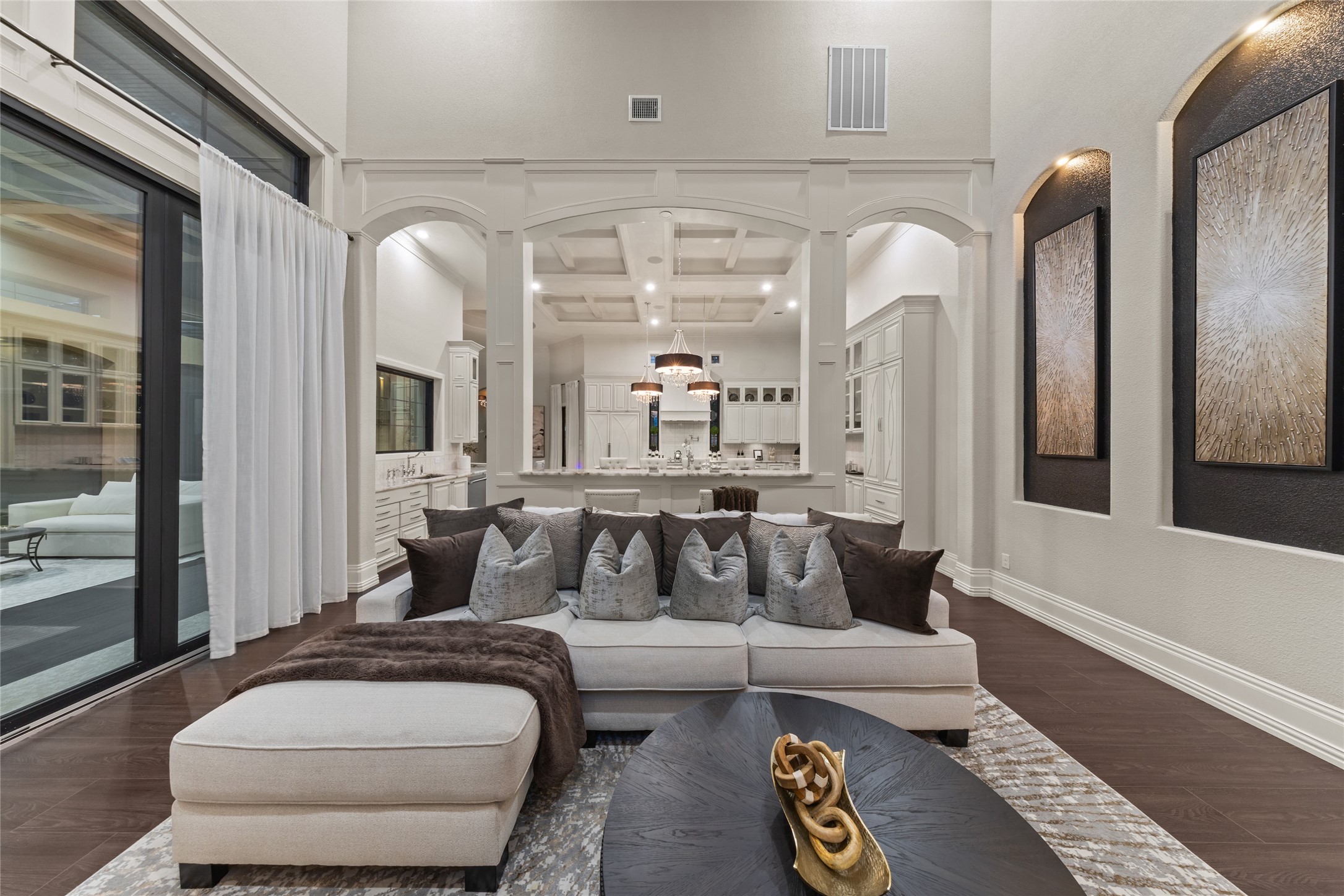 2621 Whispering Oaks Cove