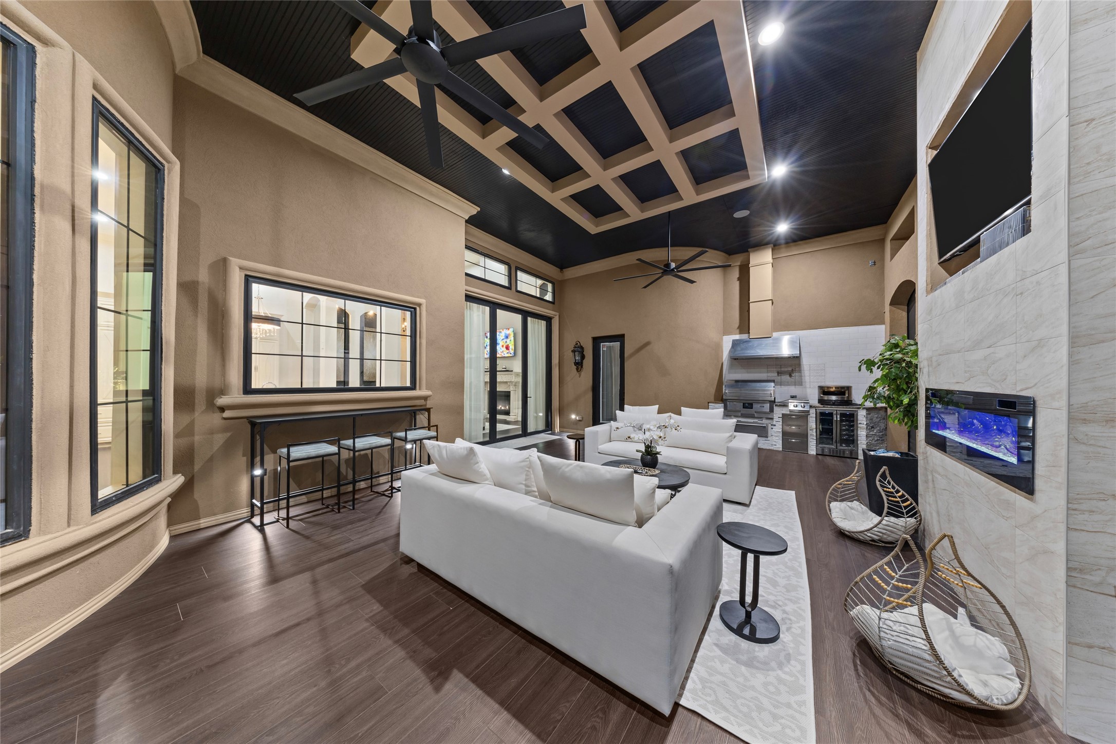 2621 Whispering Oaks Cove