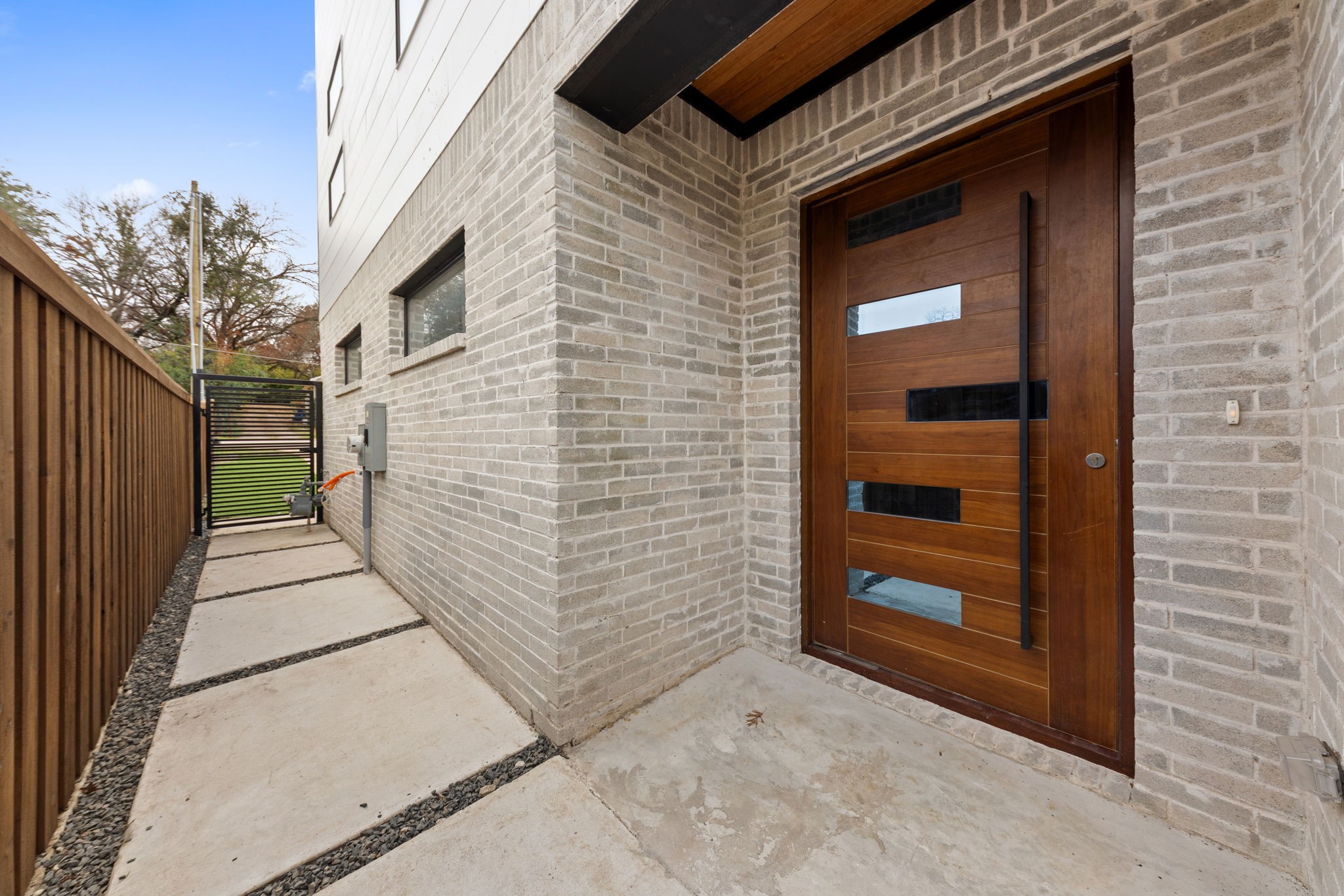 1919 Pollard Street