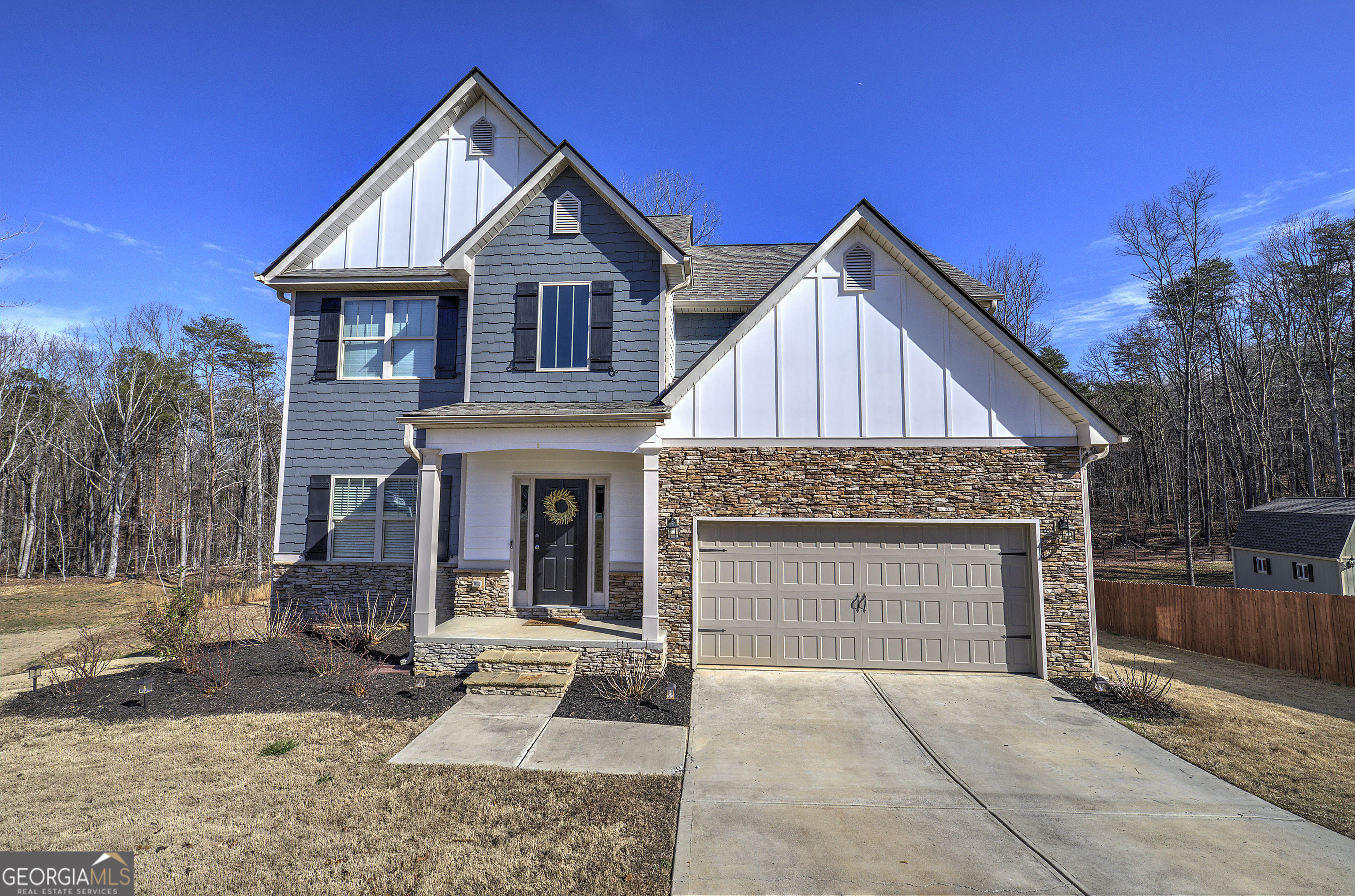 38 Thunderhawk Lane NE