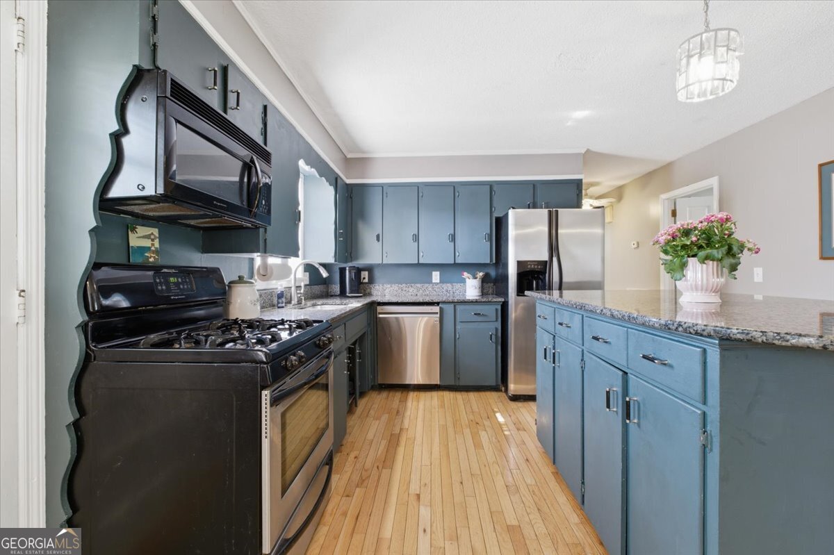 112 Pine Street SW