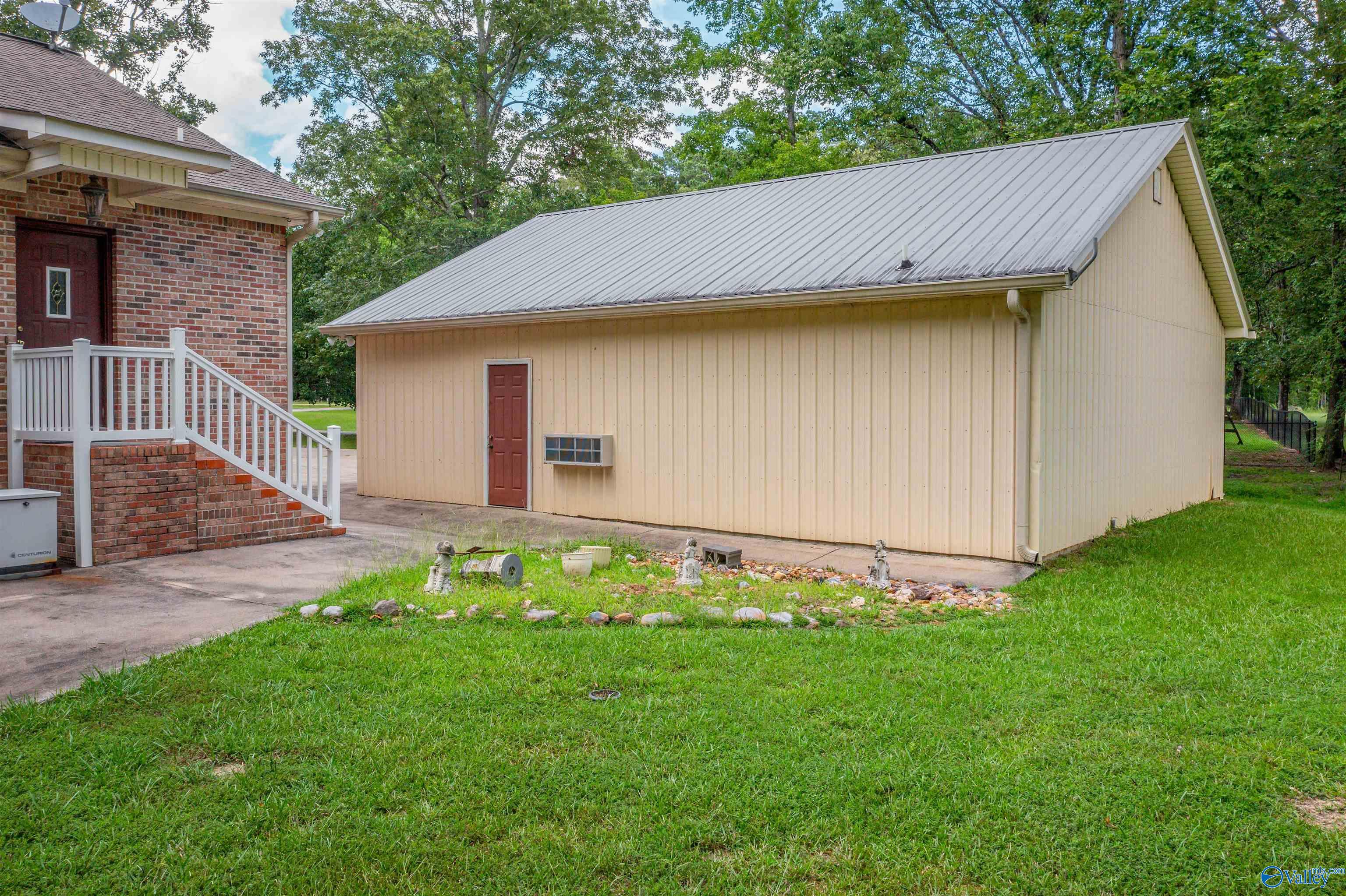 4000 Coosa Street