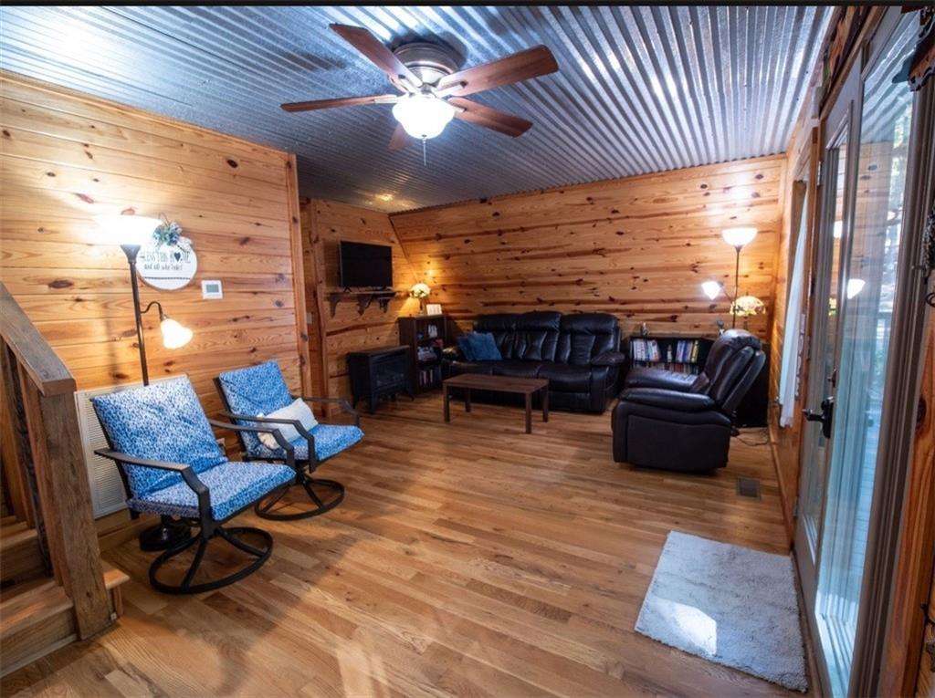 859 Radio Springs Road SW